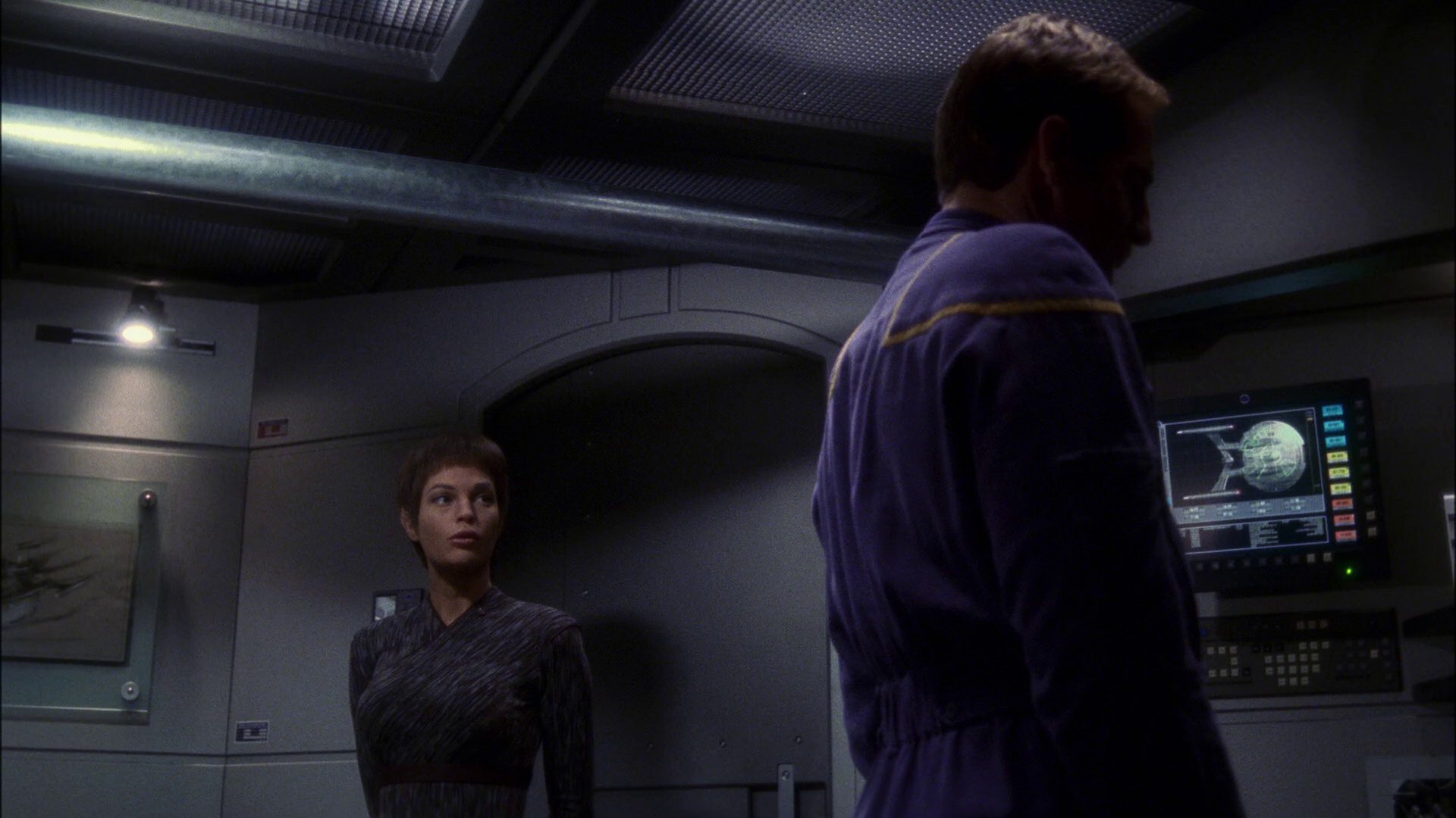 extant_StarTrek_ENT_1x13-DearDoctor_2923.jpg