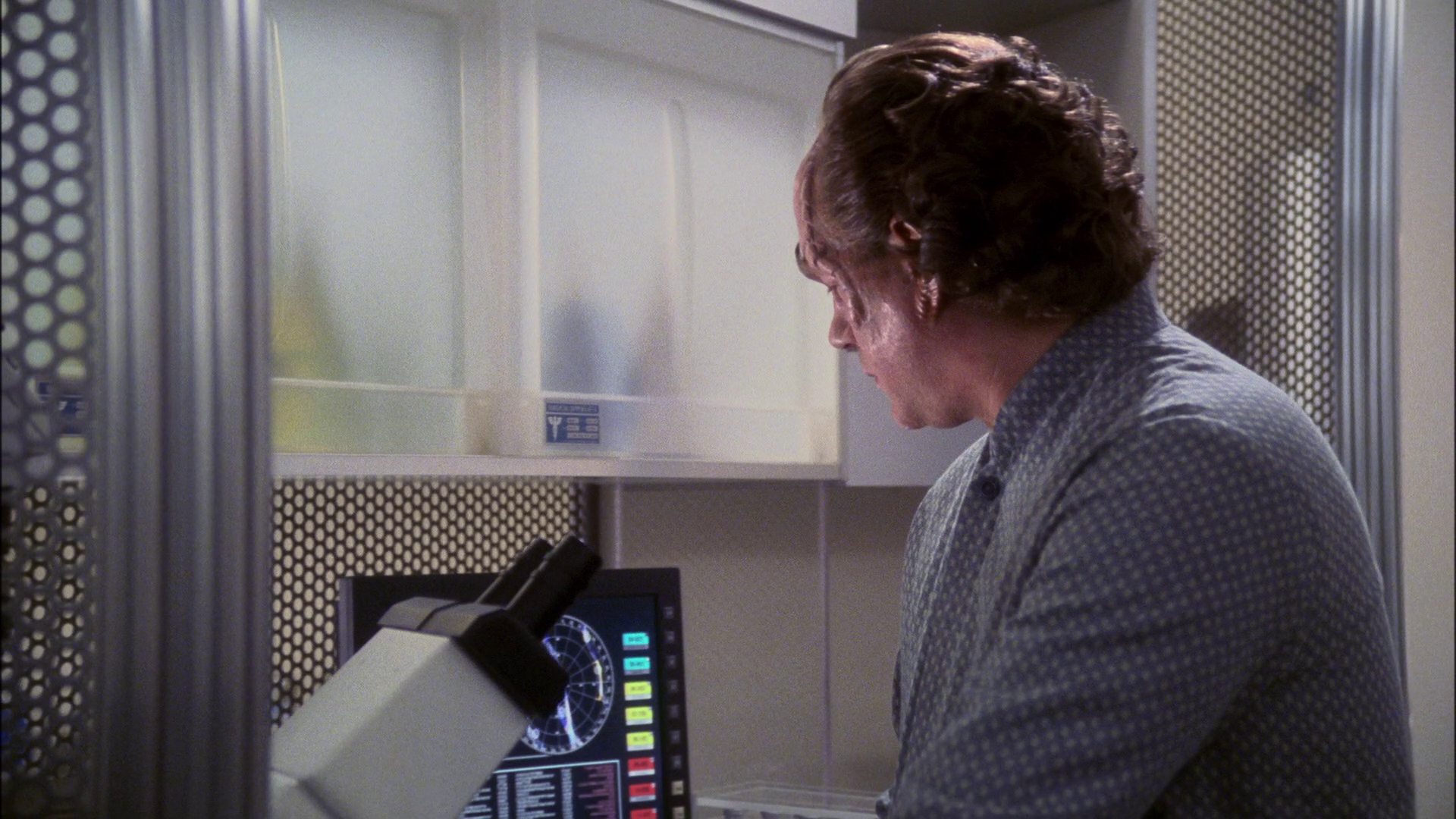 extant_StarTrek_ENT_1x13-DearDoctor_2967.jpg