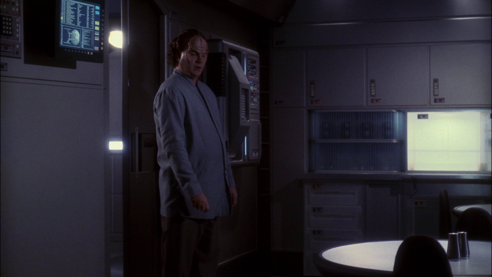 extant_StarTrek_ENT_1x13-DearDoctor_2987.jpg