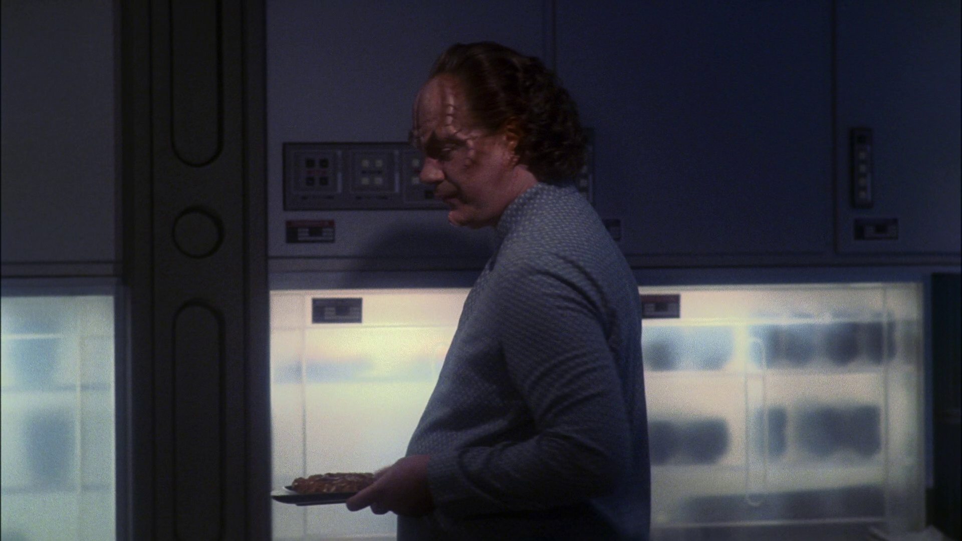 extant_StarTrek_ENT_1x13-DearDoctor_3003.jpg