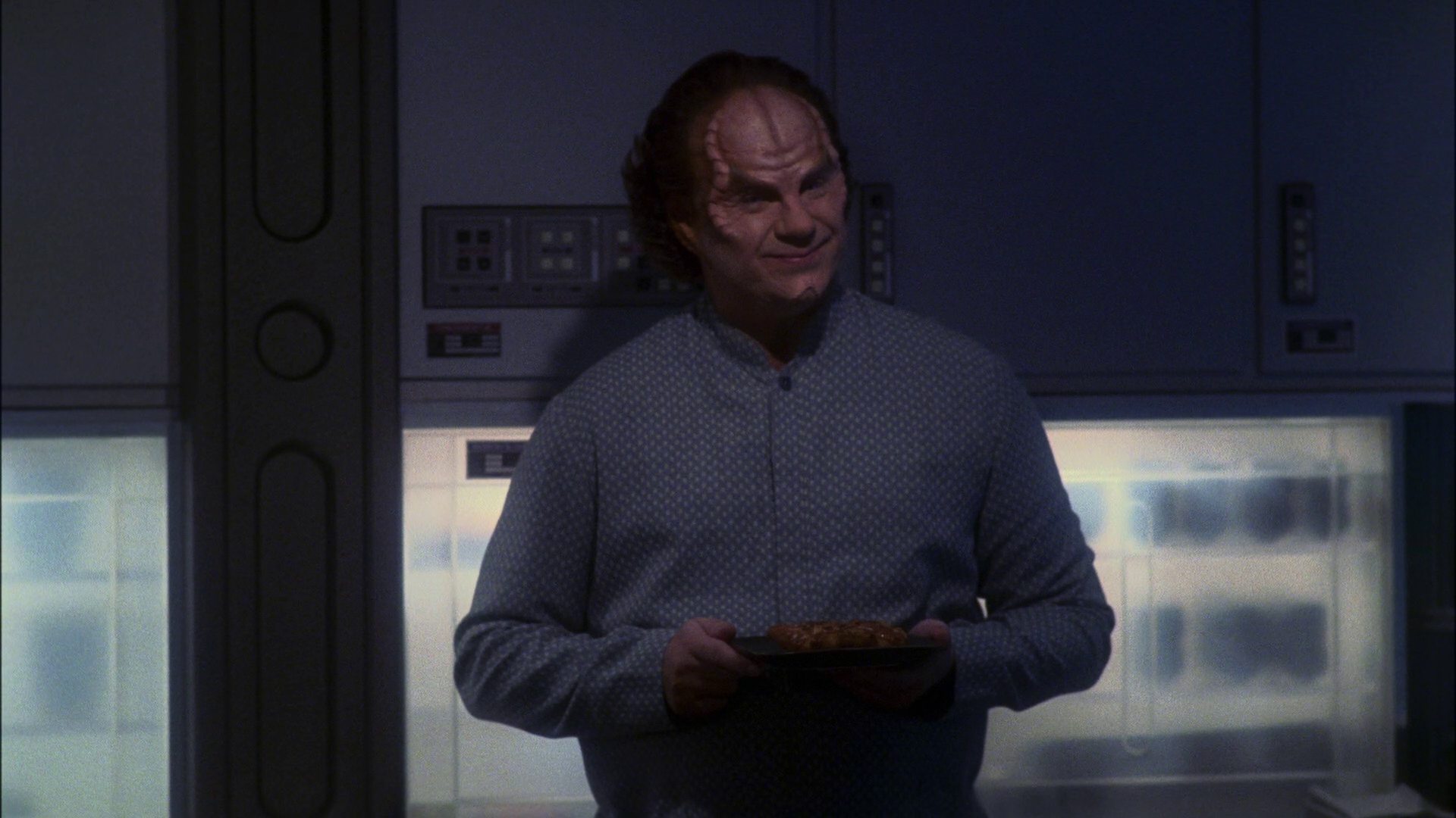 extant_StarTrek_ENT_1x13-DearDoctor_3017.jpg