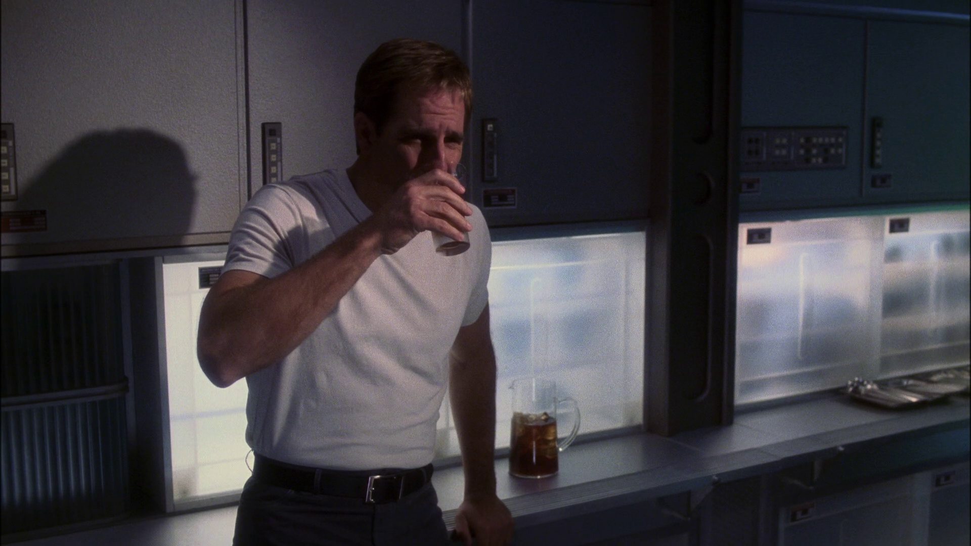 extant_StarTrek_ENT_1x13-DearDoctor_3107.jpg