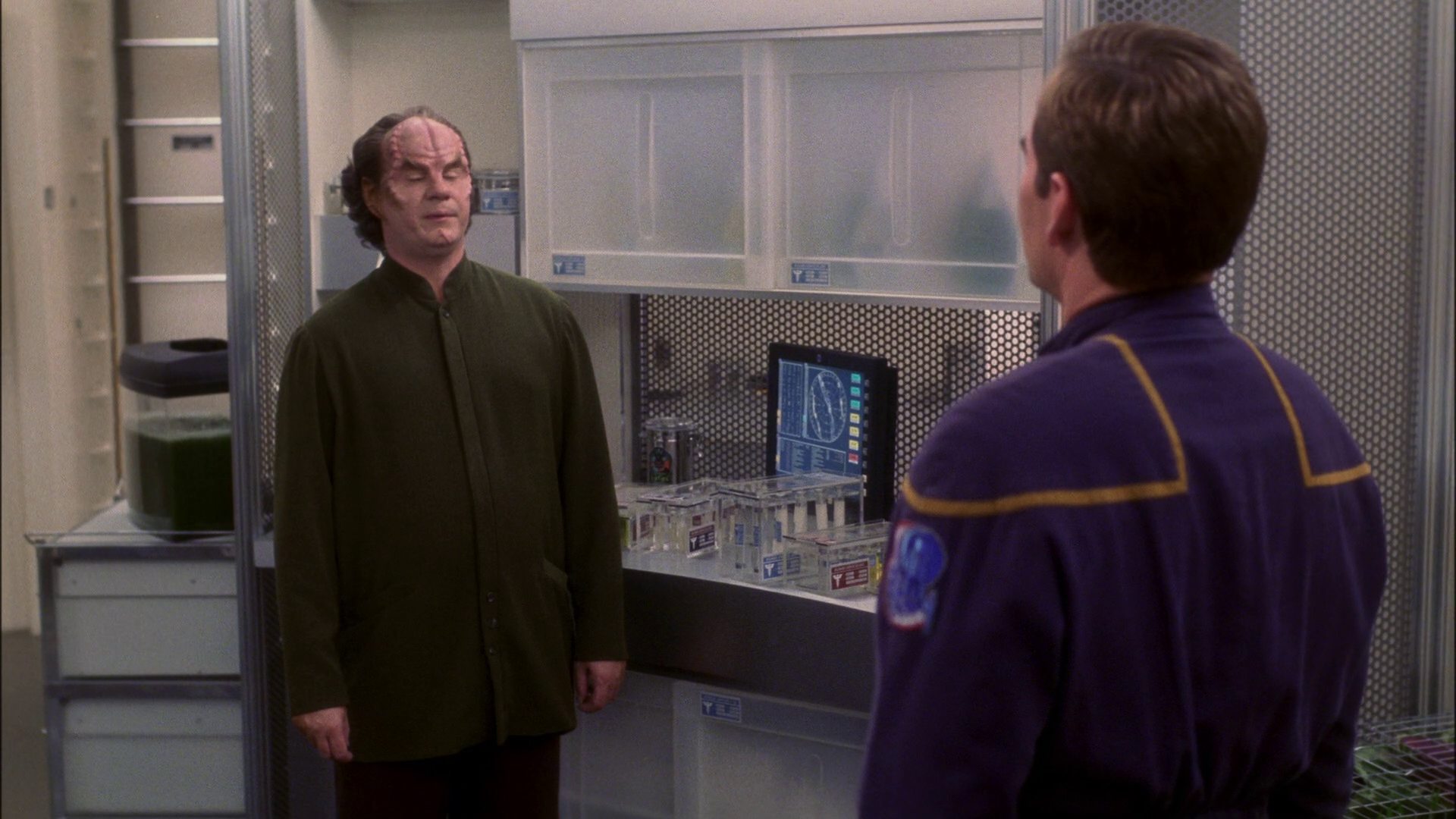 extant_StarTrek_ENT_1x13-DearDoctor_3315.jpg