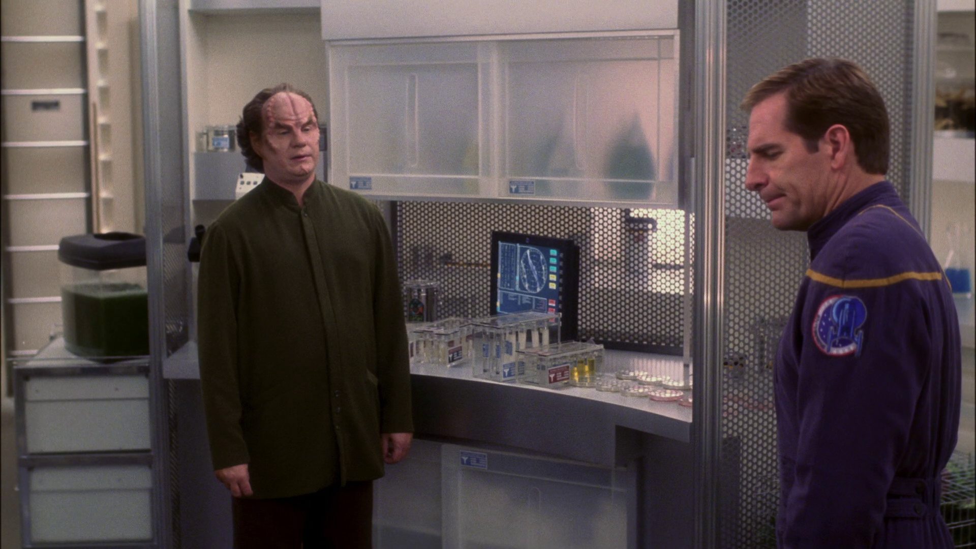 extant_StarTrek_ENT_1x13-DearDoctor_3320.jpg