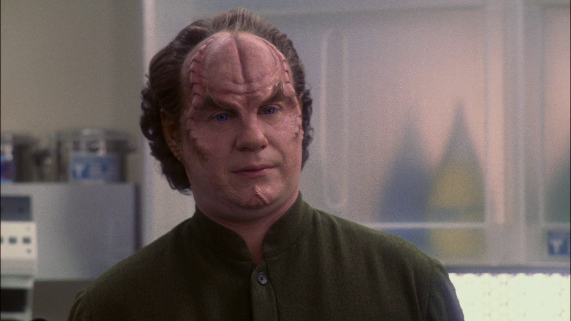 extant_StarTrek_ENT_1x13-DearDoctor_3351.jpg