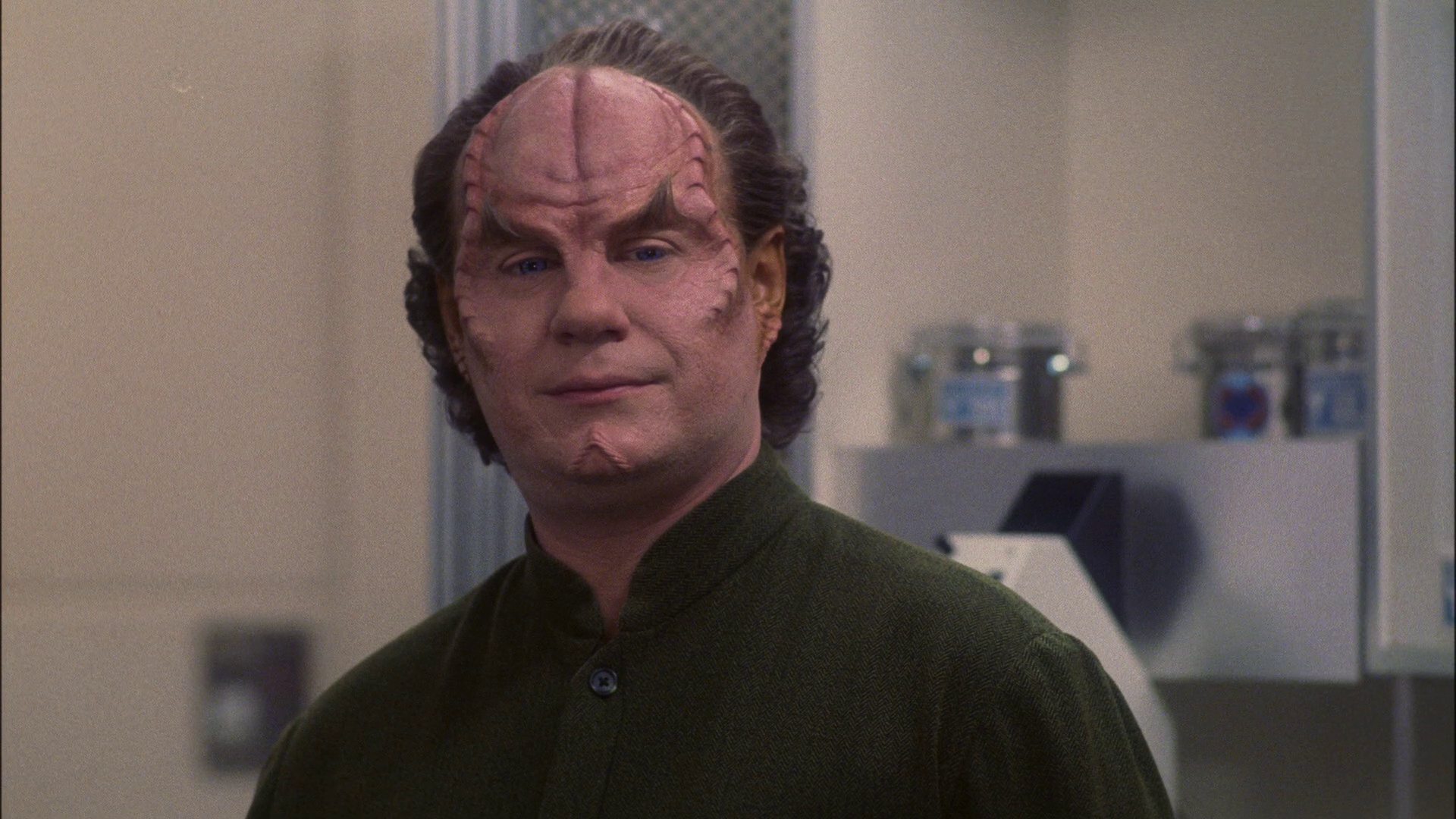 extant_StarTrek_ENT_1x13-DearDoctor_3395.jpg