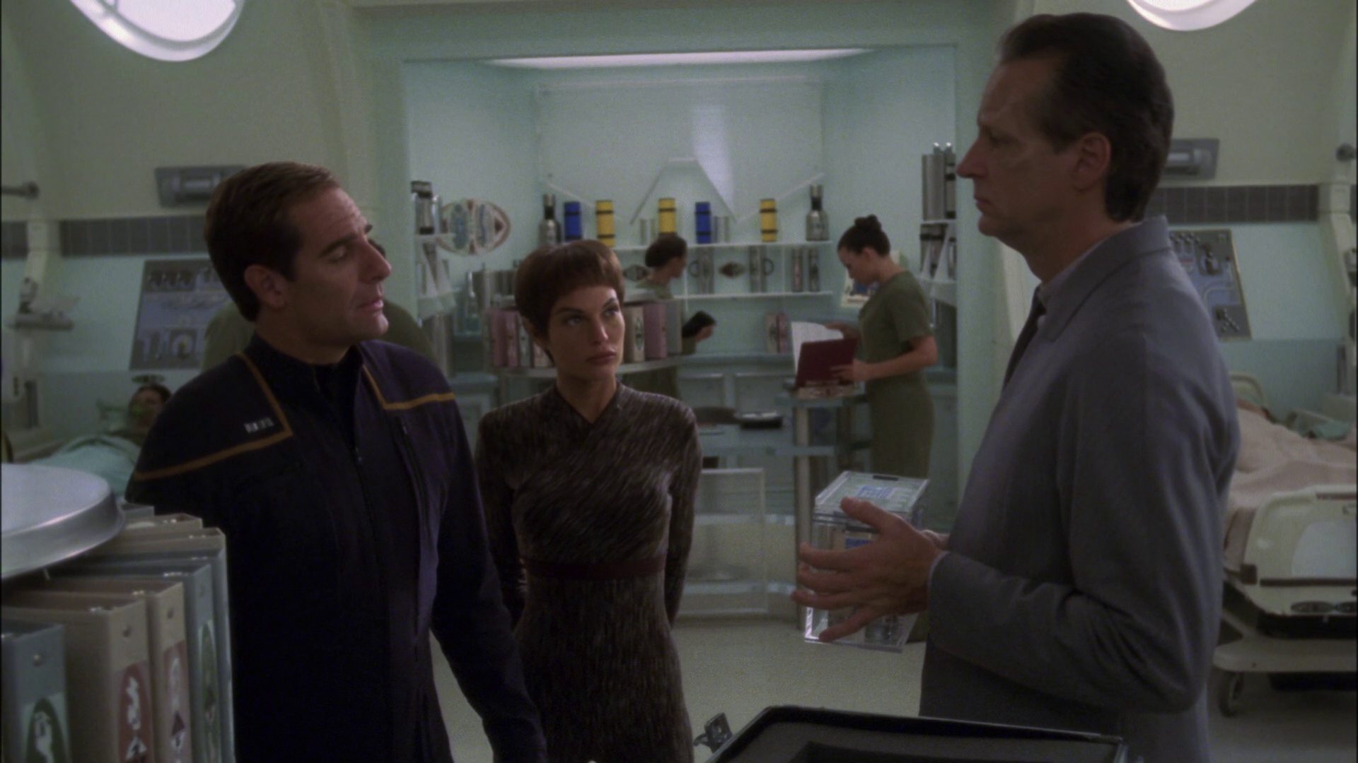 extant_StarTrek_ENT_1x13-DearDoctor_3423.jpg