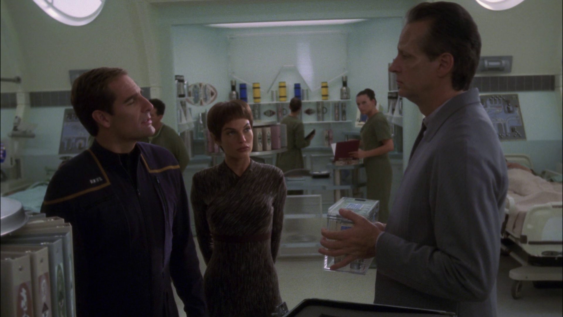 extant_StarTrek_ENT_1x13-DearDoctor_3424.jpg