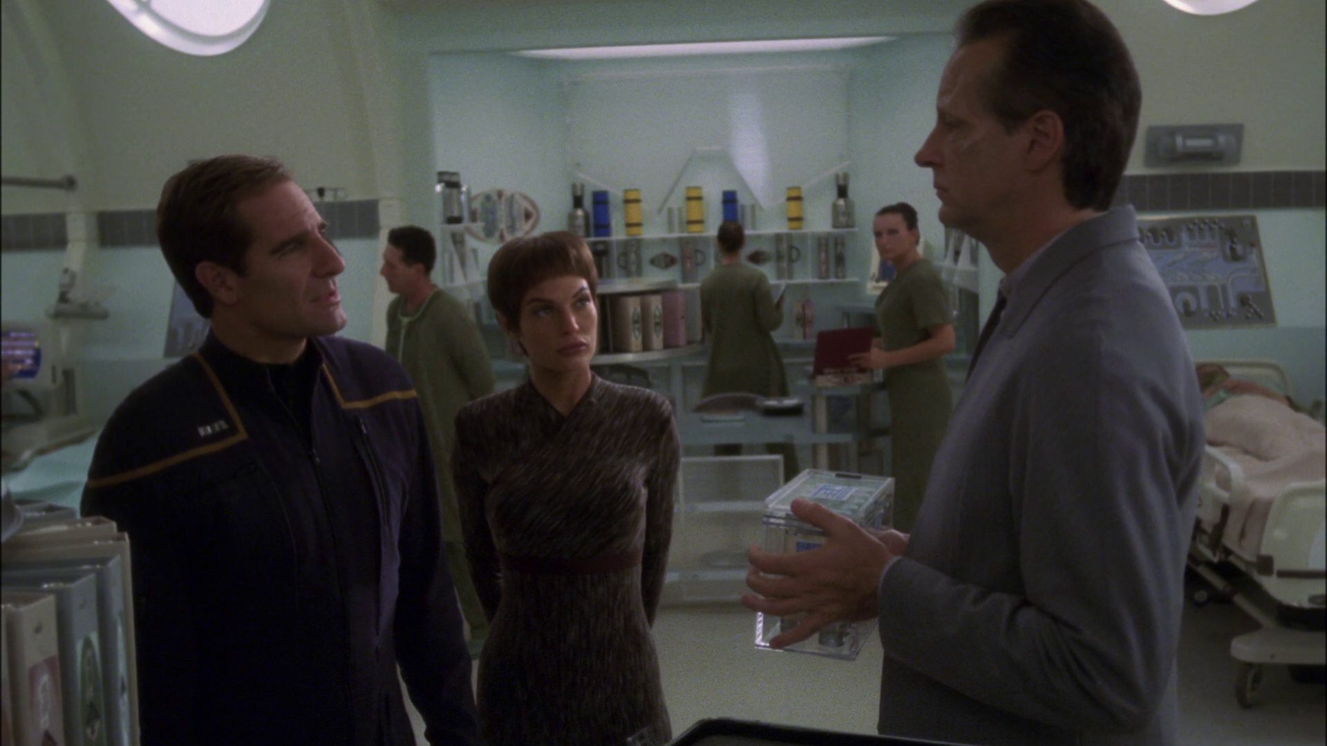 extant_StarTrek_ENT_1x13-DearDoctor_3425.jpg