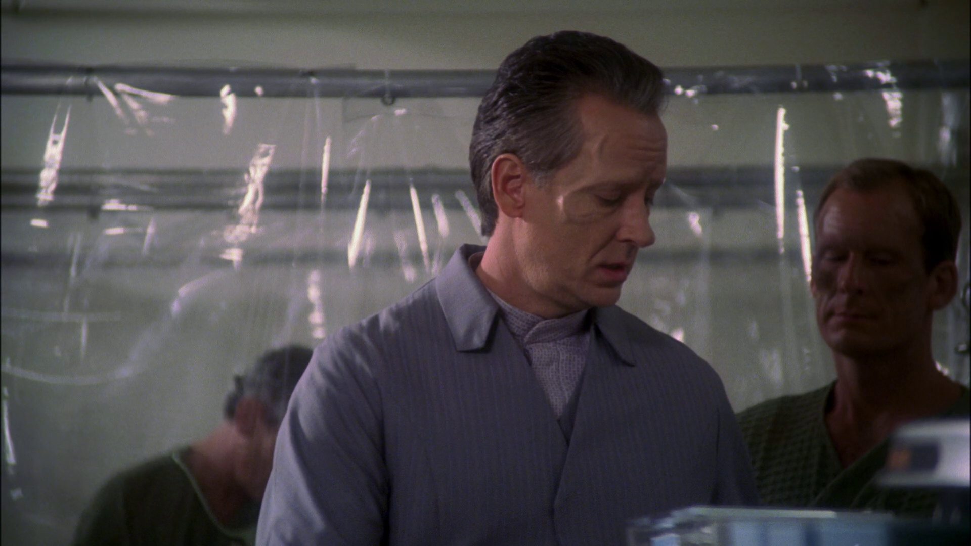 extant_StarTrek_ENT_1x13-DearDoctor_3449.jpg