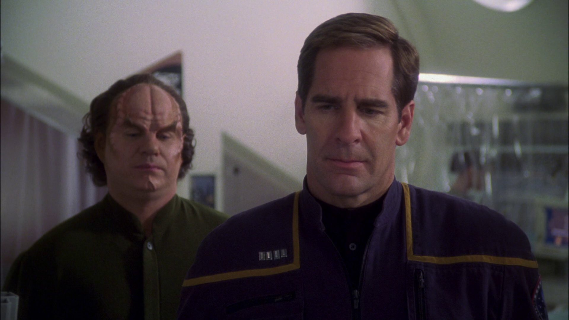 extant_StarTrek_ENT_1x13-DearDoctor_3459.jpg