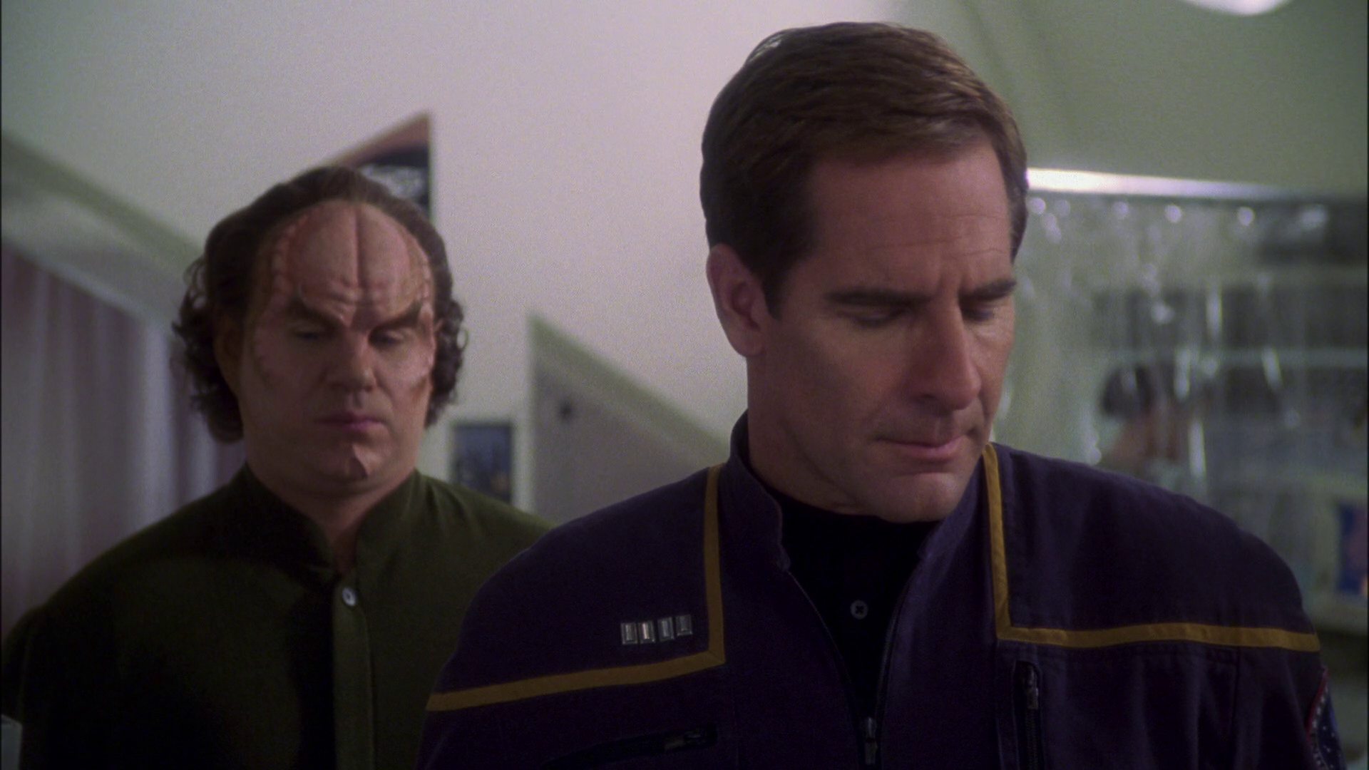 extant_StarTrek_ENT_1x13-DearDoctor_3463.jpg
