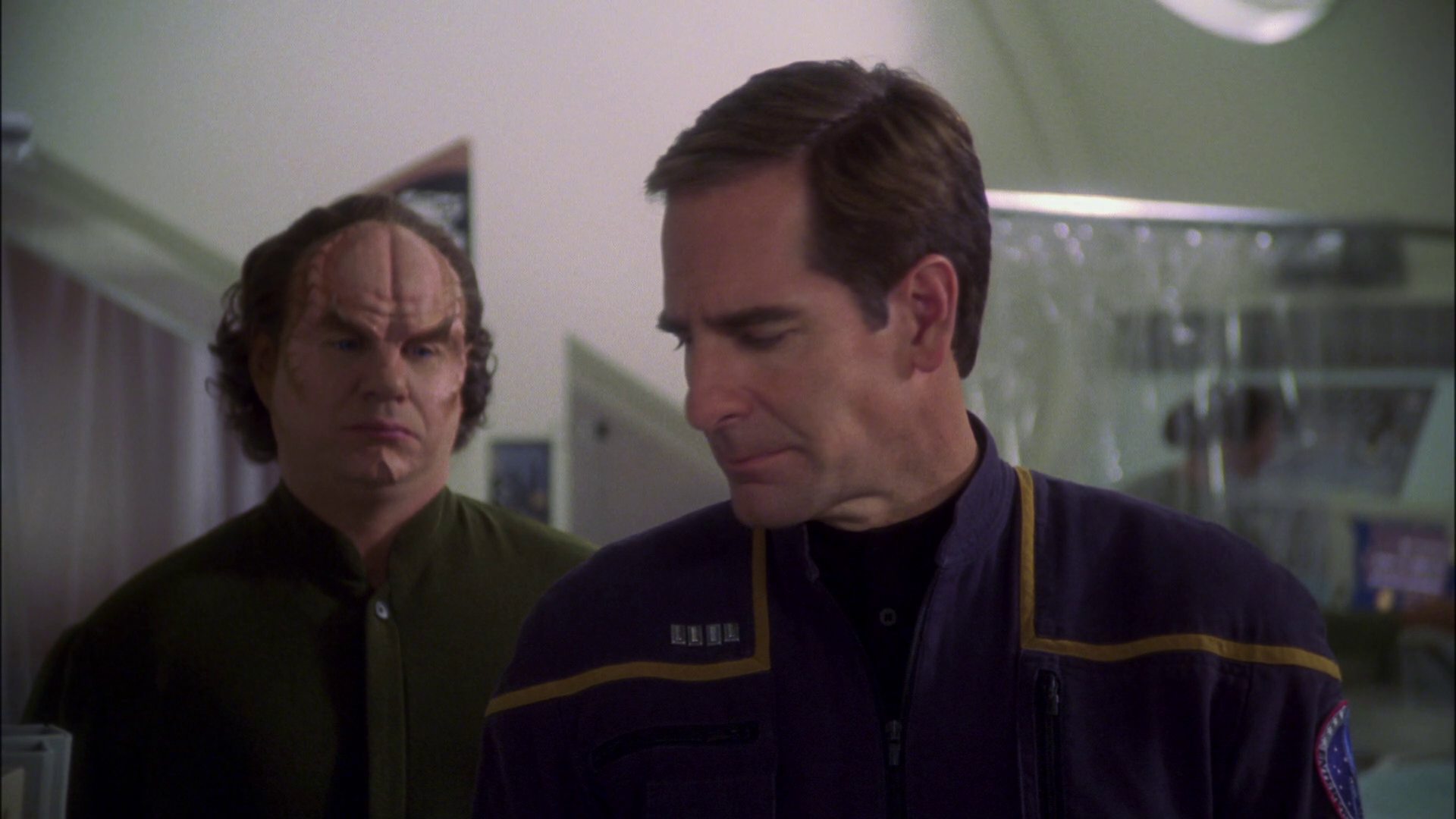 extant_StarTrek_ENT_1x13-DearDoctor_3499.jpg
