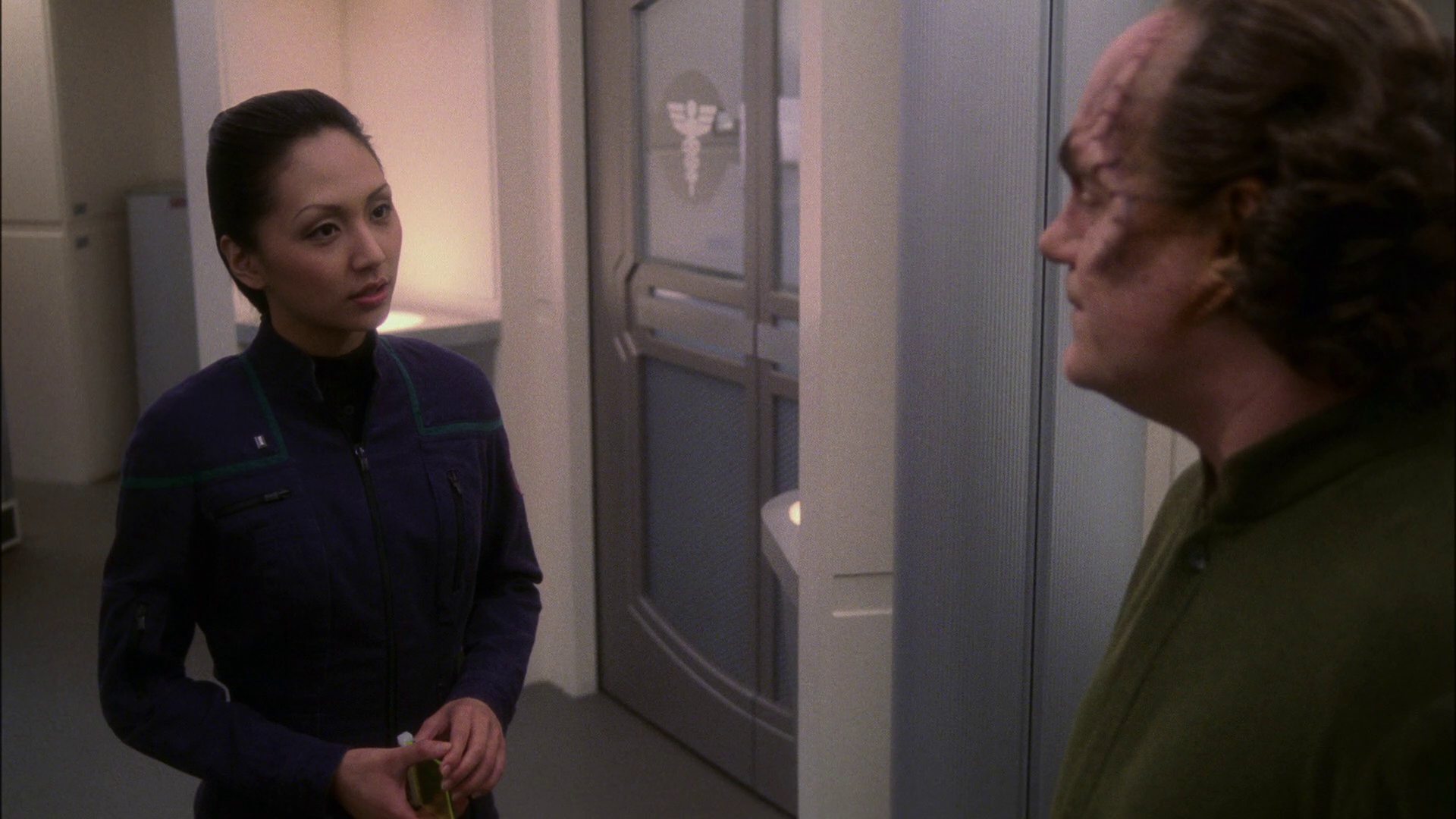 extant_StarTrek_ENT_1x13-DearDoctor_3578.jpg
