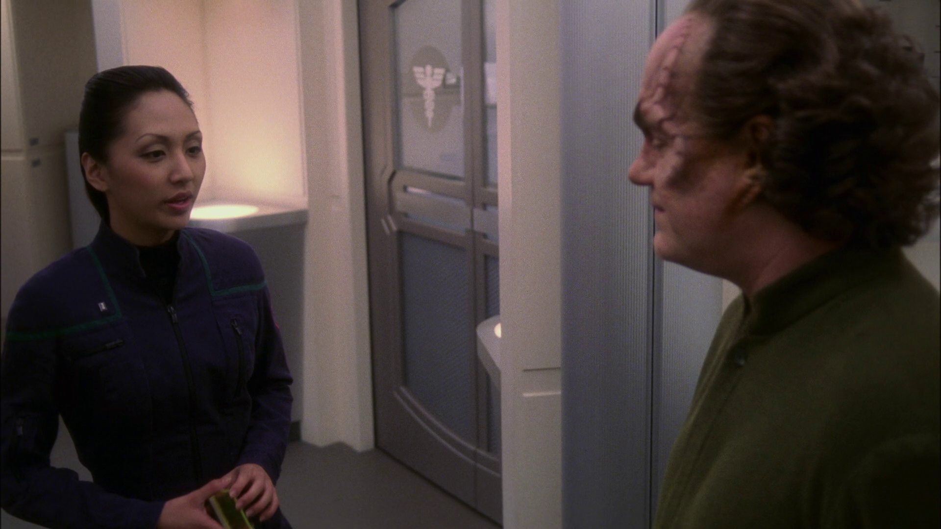 extant_StarTrek_ENT_1x13-DearDoctor_3580.jpg