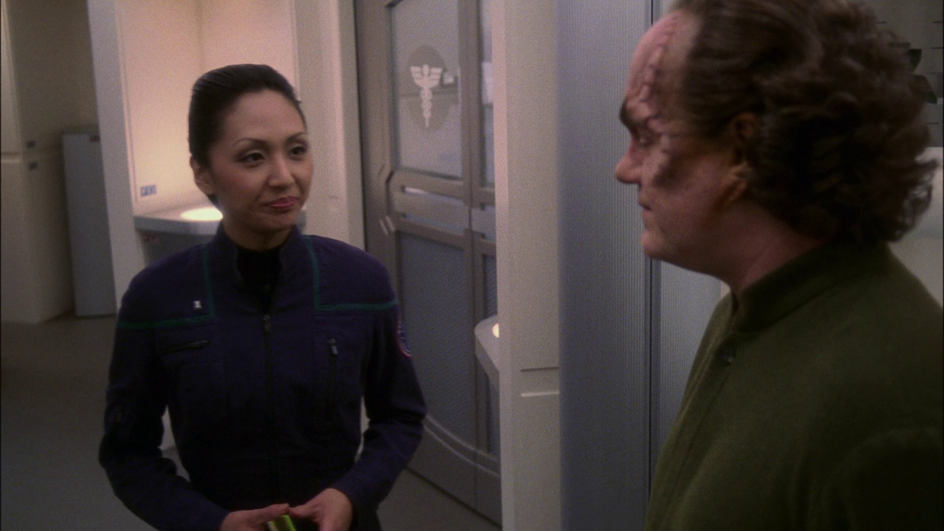 extant_StarTrek_ENT_1x13-DearDoctor_3581.jpg