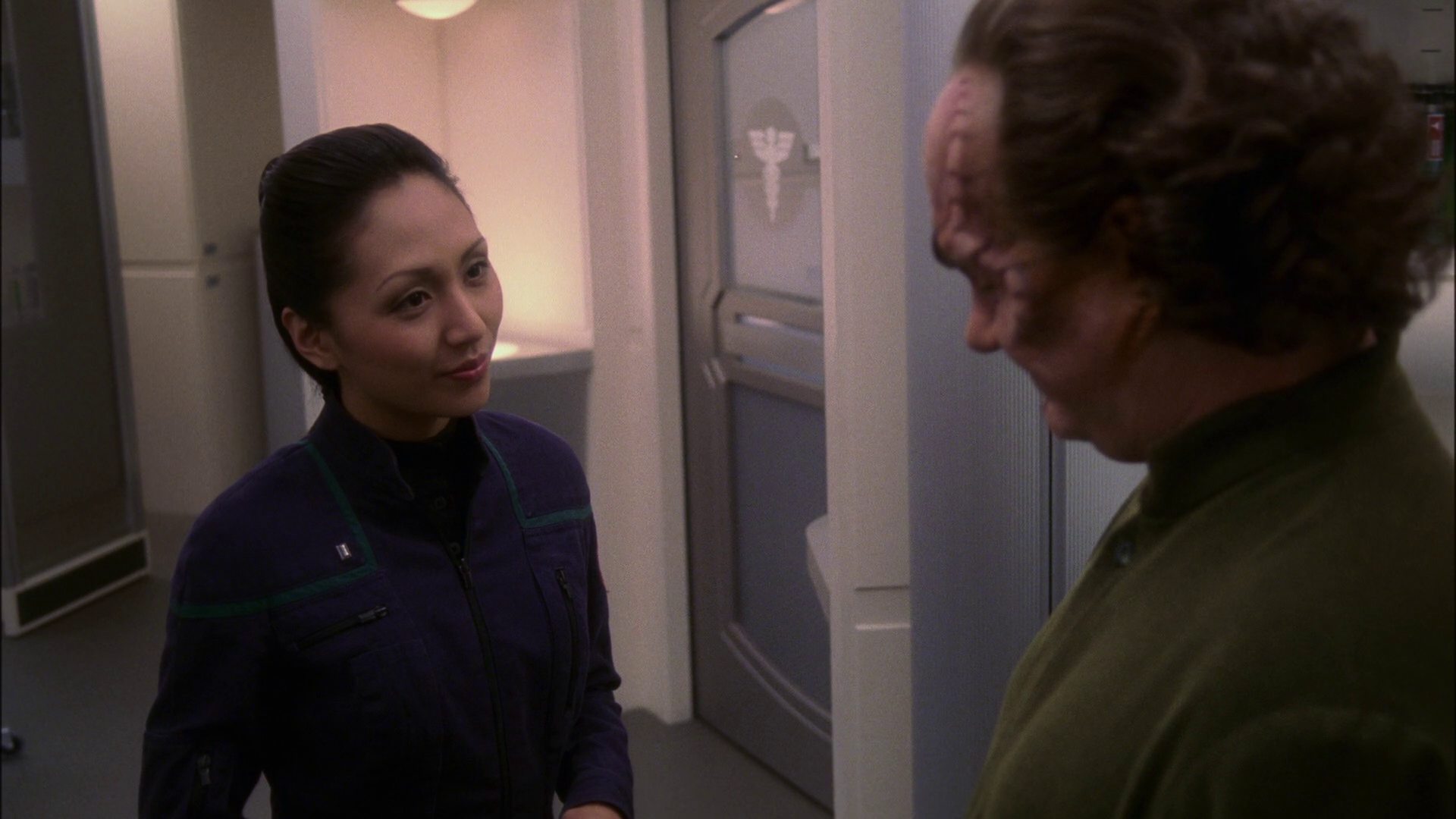 extant_StarTrek_ENT_1x13-DearDoctor_3592.jpg