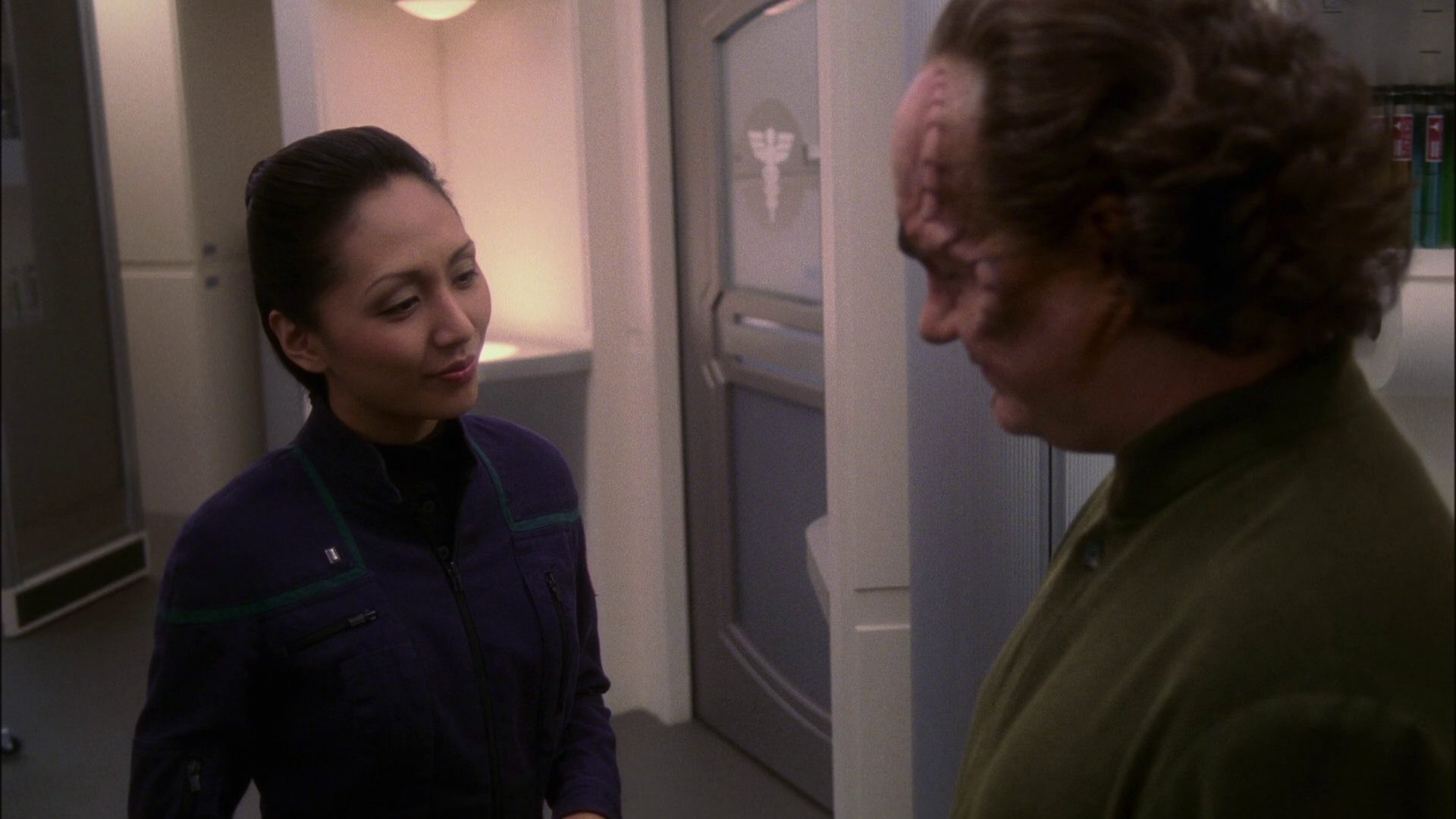 extant_StarTrek_ENT_1x13-DearDoctor_3593.jpg