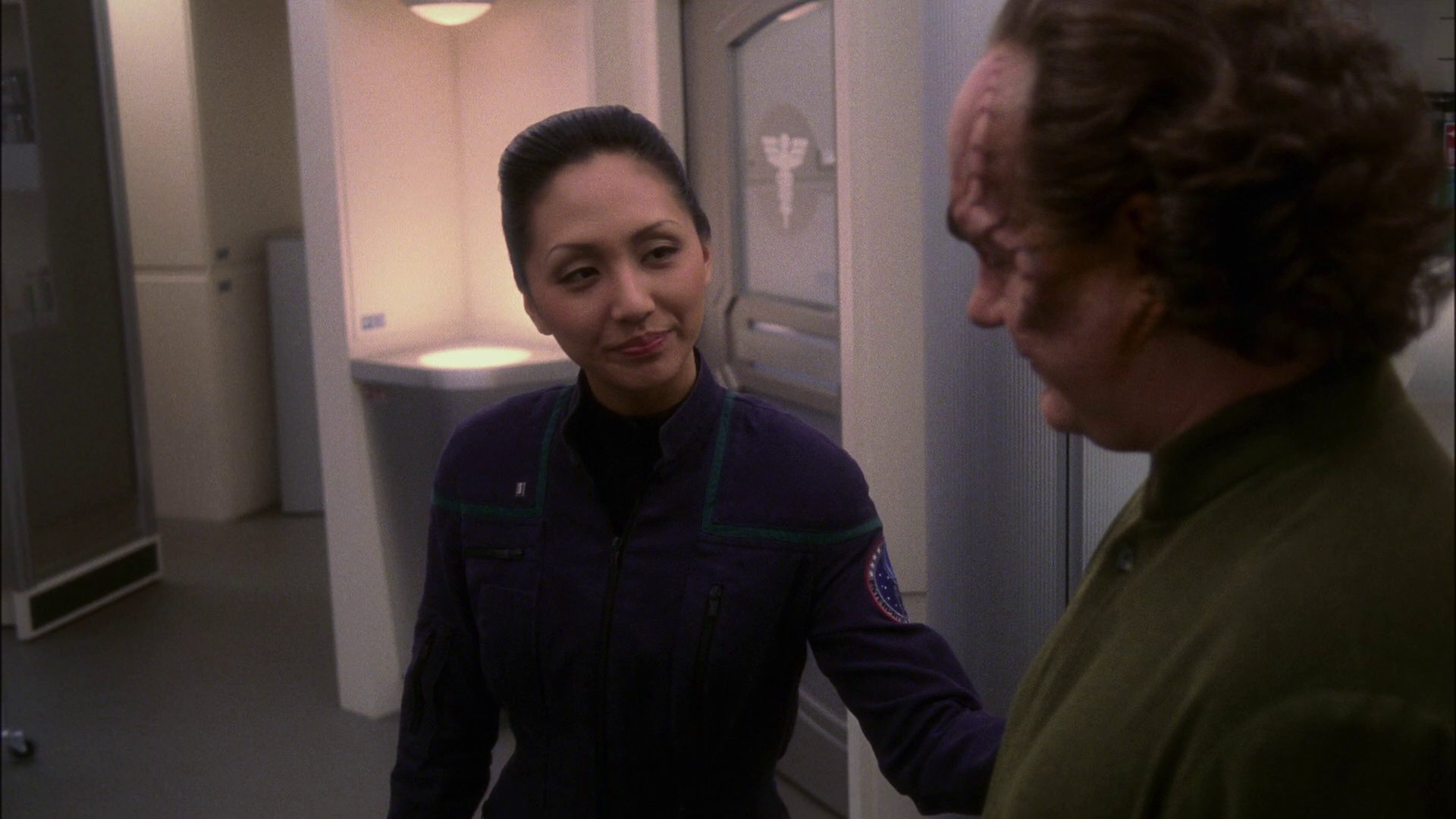 extant_StarTrek_ENT_1x13-DearDoctor_3595.jpg