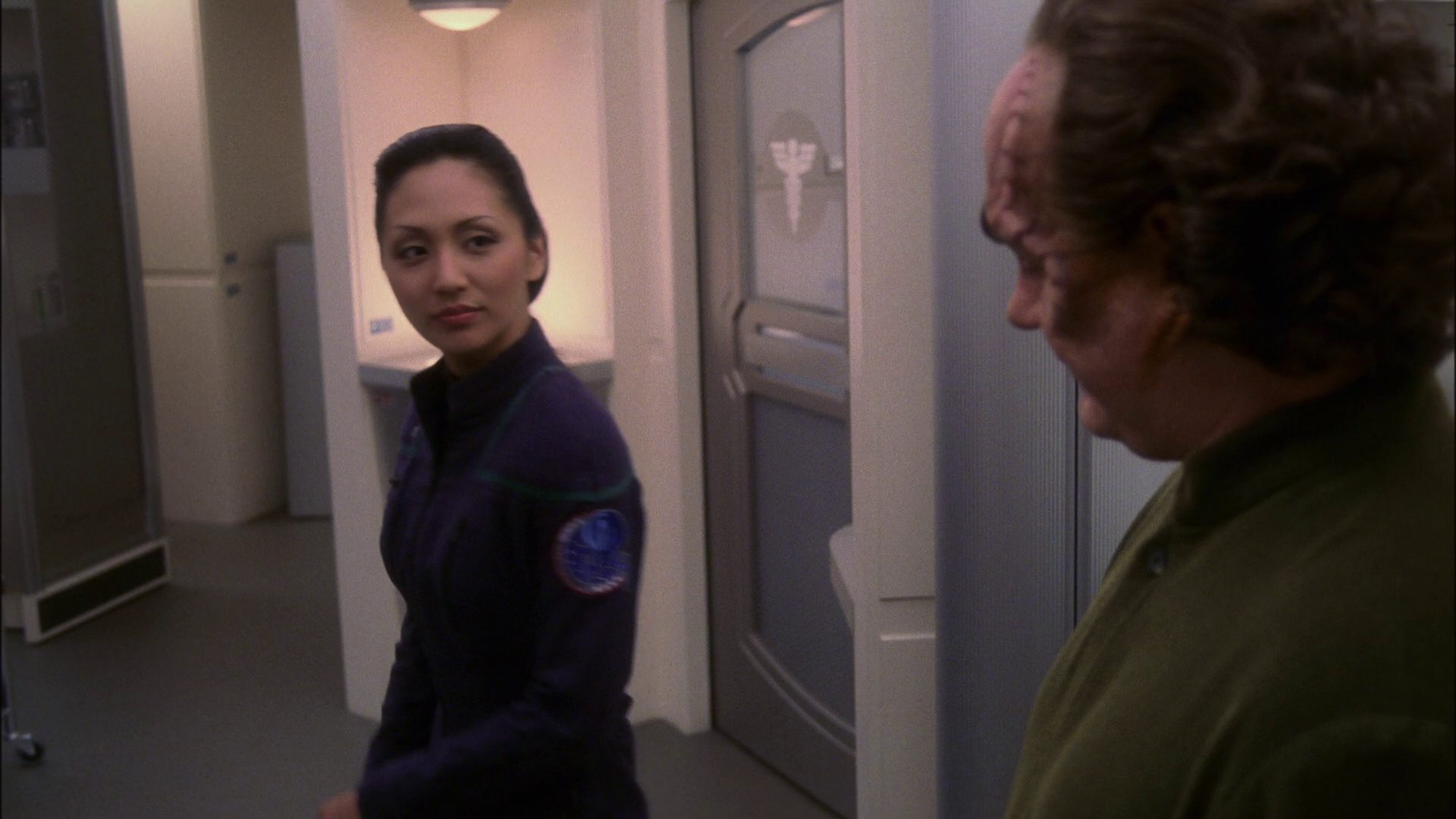 extant_StarTrek_ENT_1x13-DearDoctor_3596.jpg