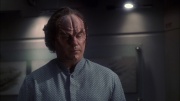 extant_StarTrek_ENT_1x13-DearDoctor_1915.jpg