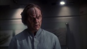 extant_StarTrek_ENT_1x13-DearDoctor_1916.jpg