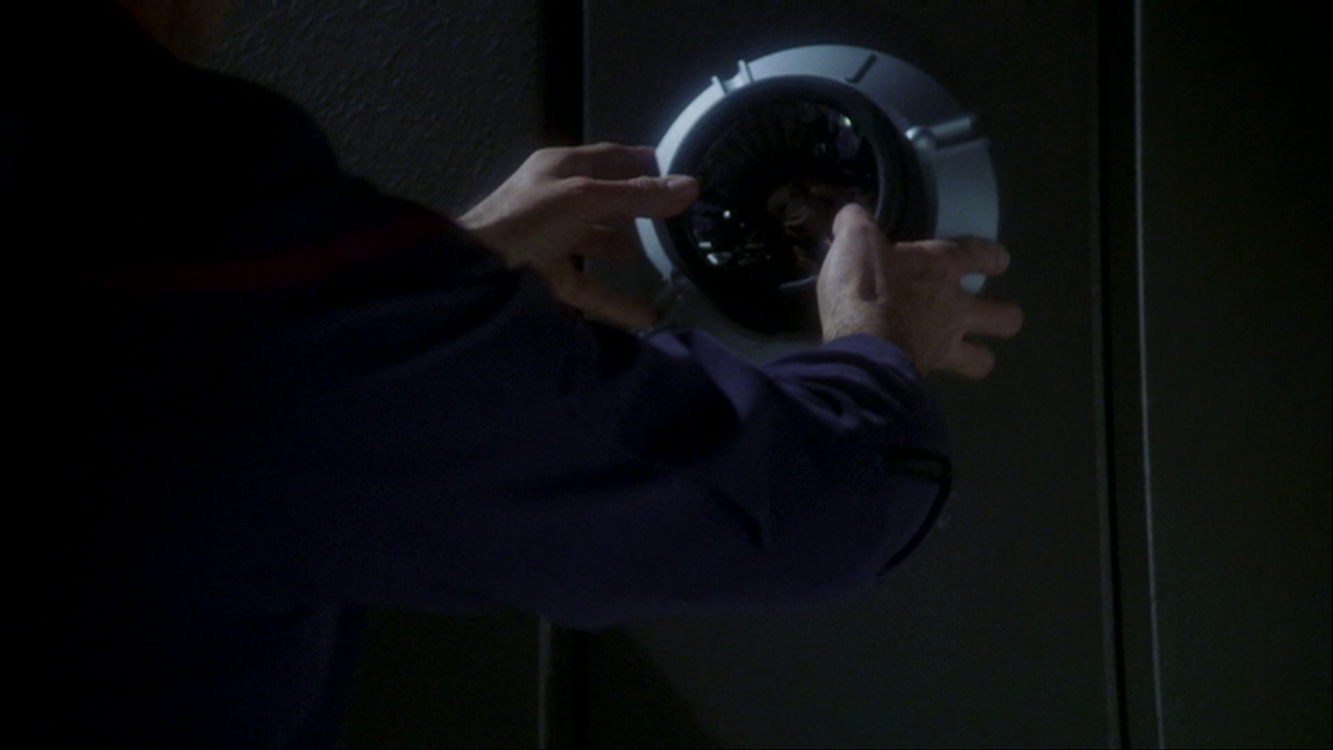 extant_StarTrek_ENT_1x14-SleepingDogs_0013.jpg