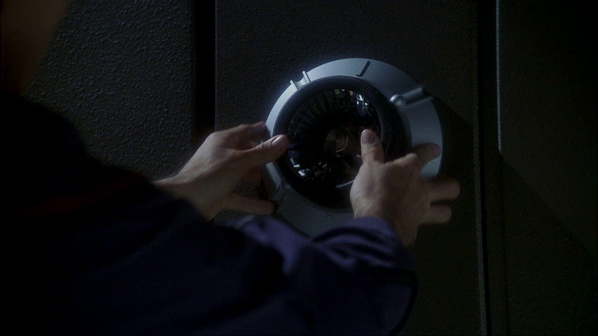 extant_StarTrek_ENT_1x14-SleepingDogs_0015.jpg