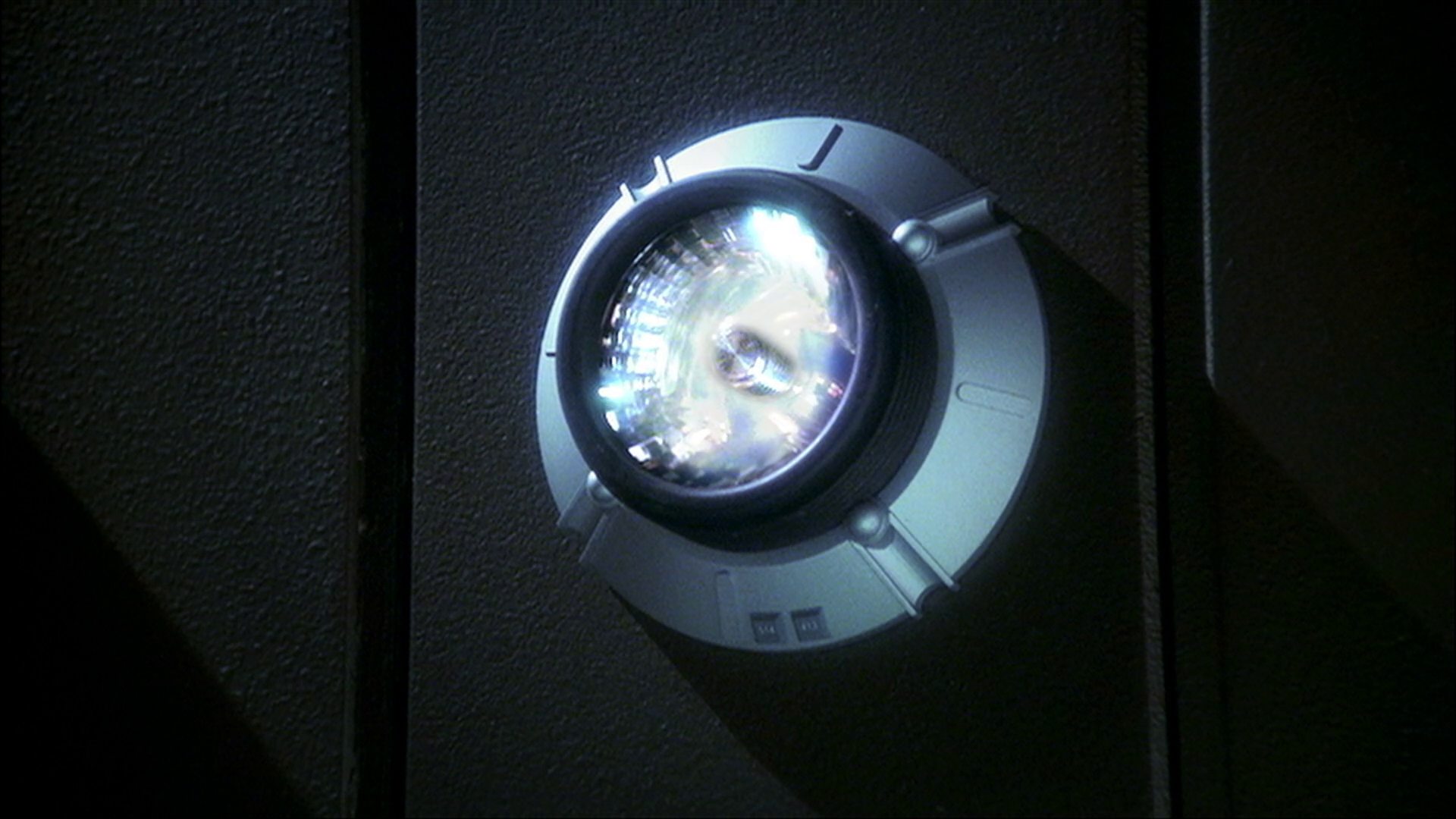 extant_StarTrek_ENT_1x14-SleepingDogs_0018.jpg