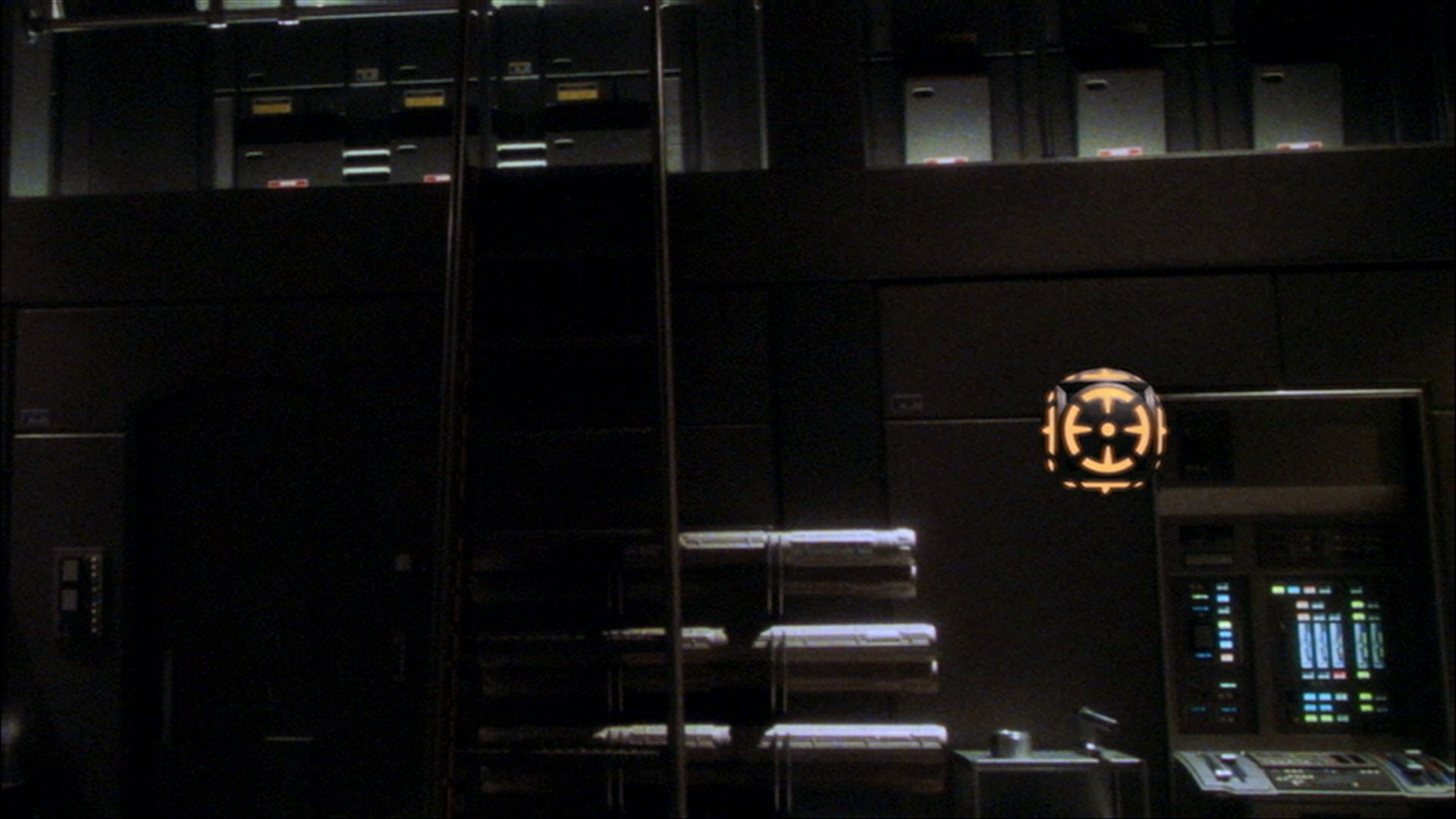 extant_StarTrek_ENT_1x14-SleepingDogs_0020.jpg