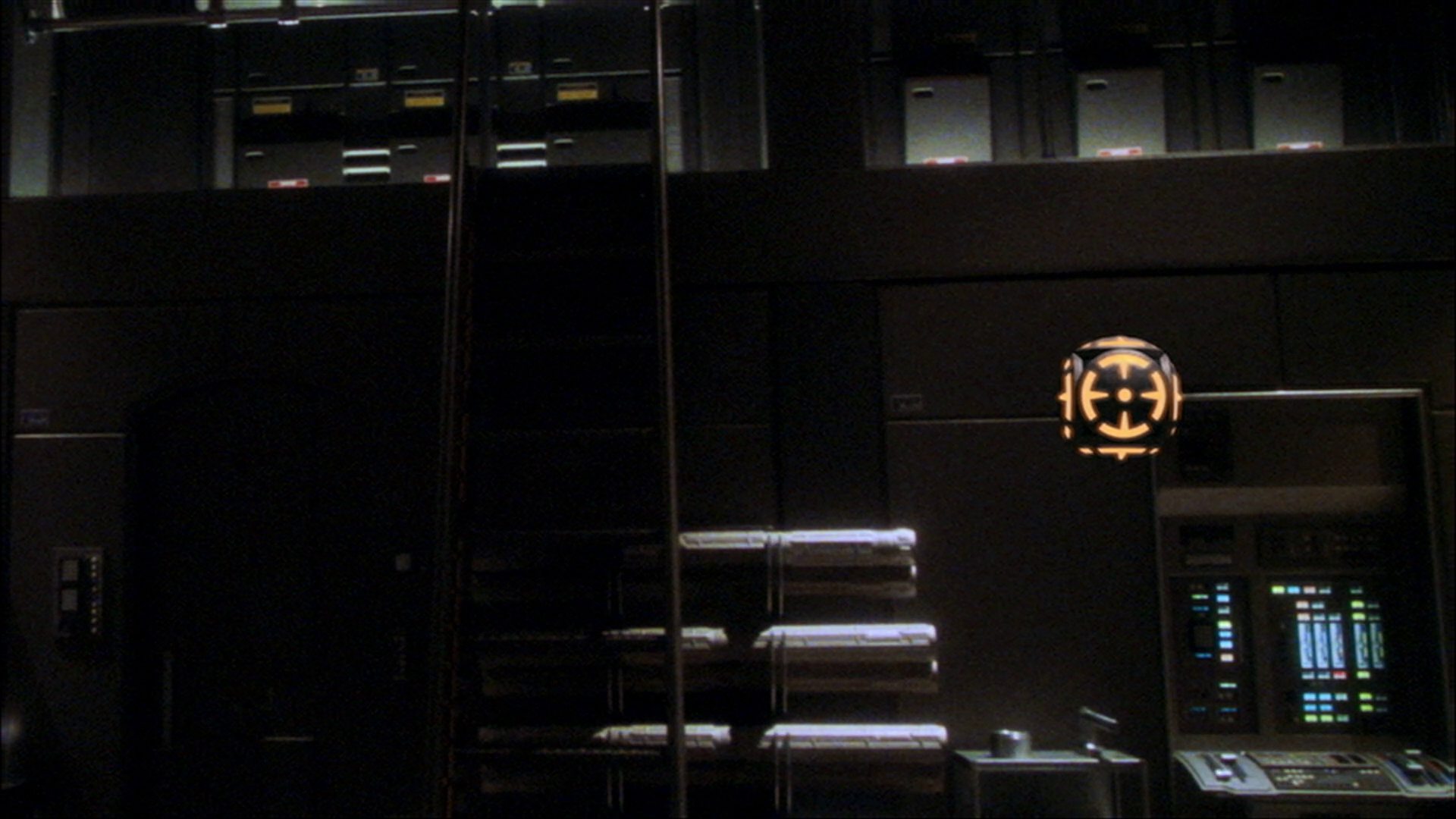 extant_StarTrek_ENT_1x14-SleepingDogs_0022.jpg