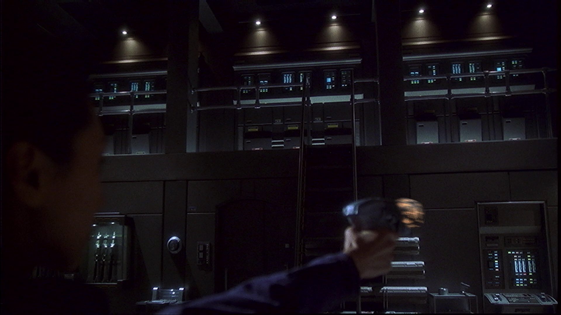 extant_StarTrek_ENT_1x14-SleepingDogs_0033.jpg