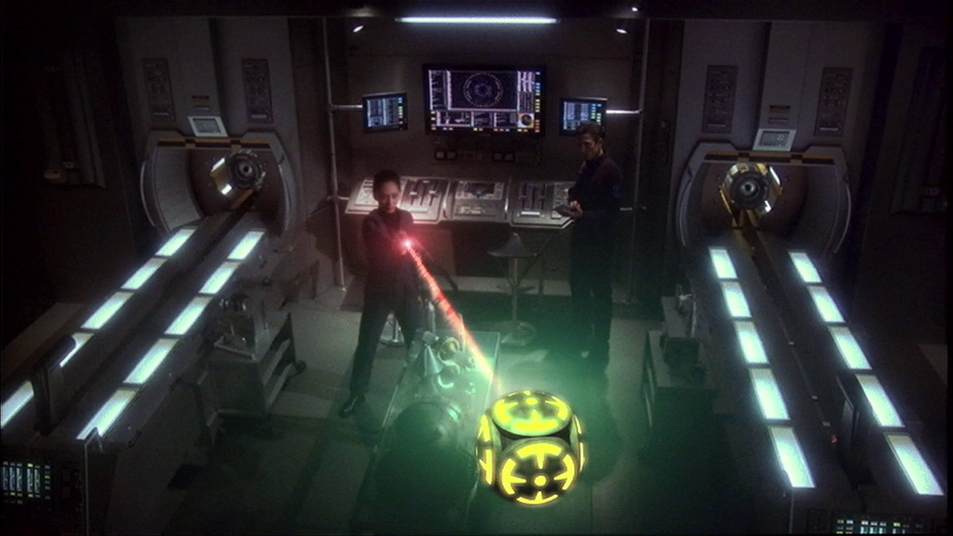 extant_StarTrek_ENT_1x14-SleepingDogs_0042.jpg