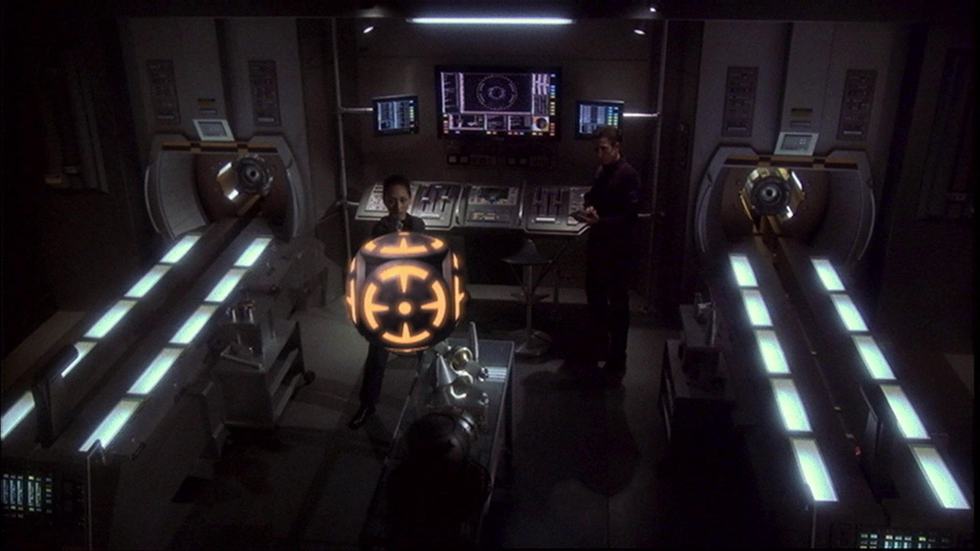 extant_StarTrek_ENT_1x14-SleepingDogs_0044.jpg