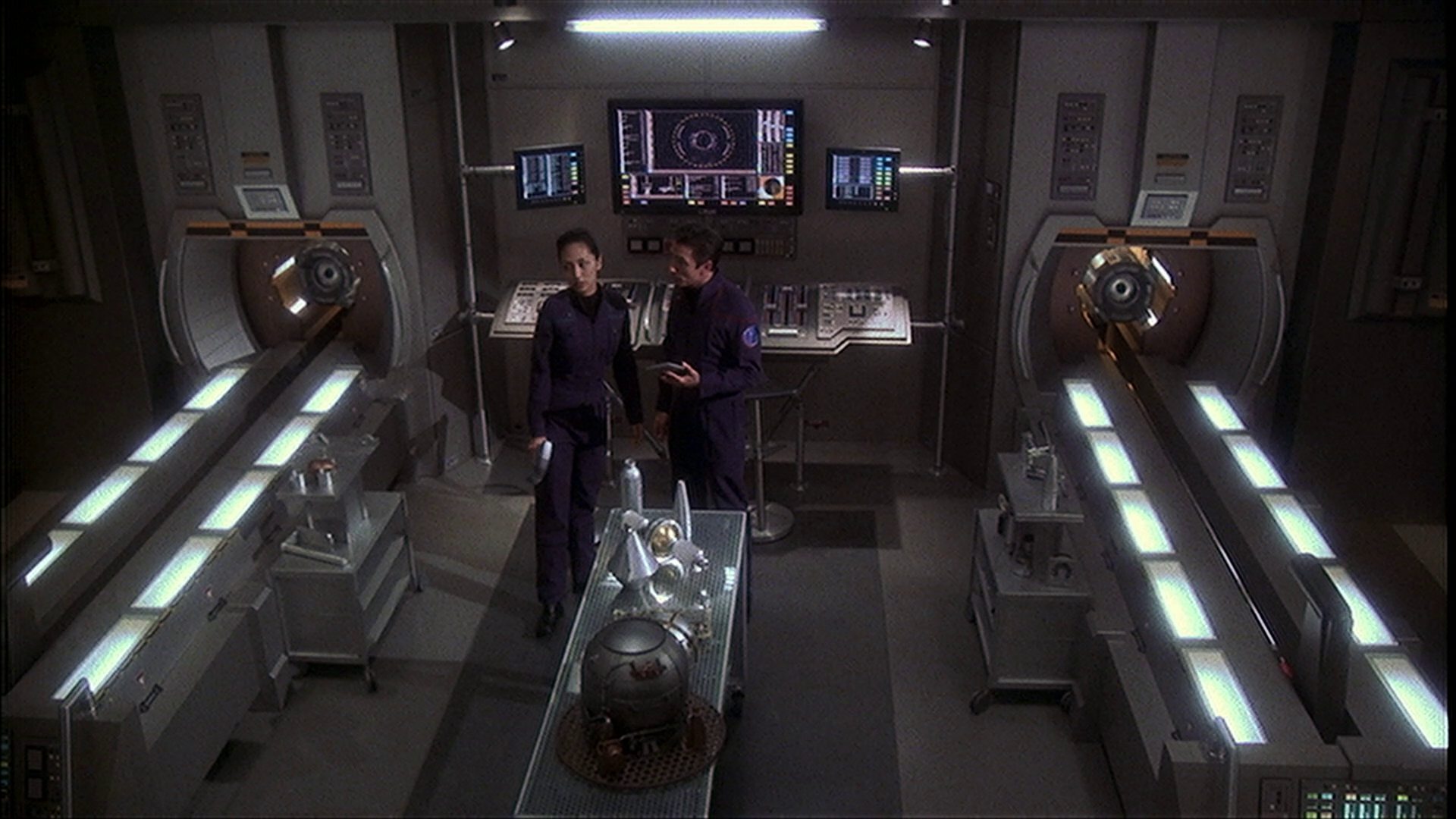 extant_StarTrek_ENT_1x14-SleepingDogs_0059.jpg