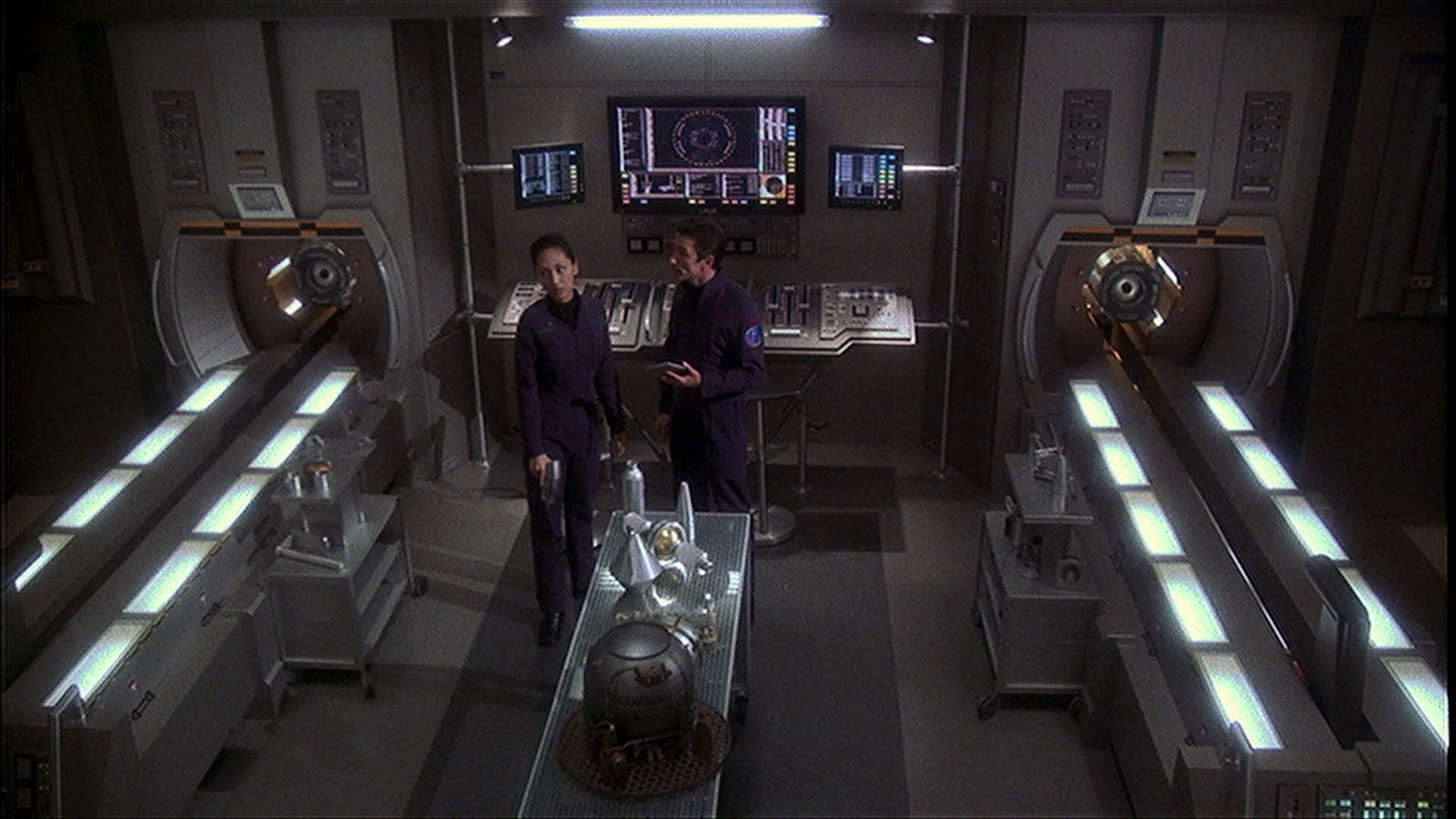 extant_StarTrek_ENT_1x14-SleepingDogs_0060.jpg