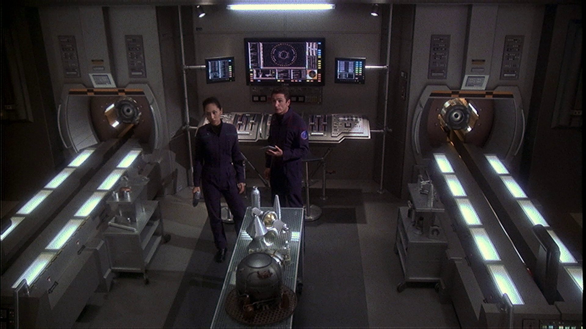 extant_StarTrek_ENT_1x14-SleepingDogs_0061.jpg