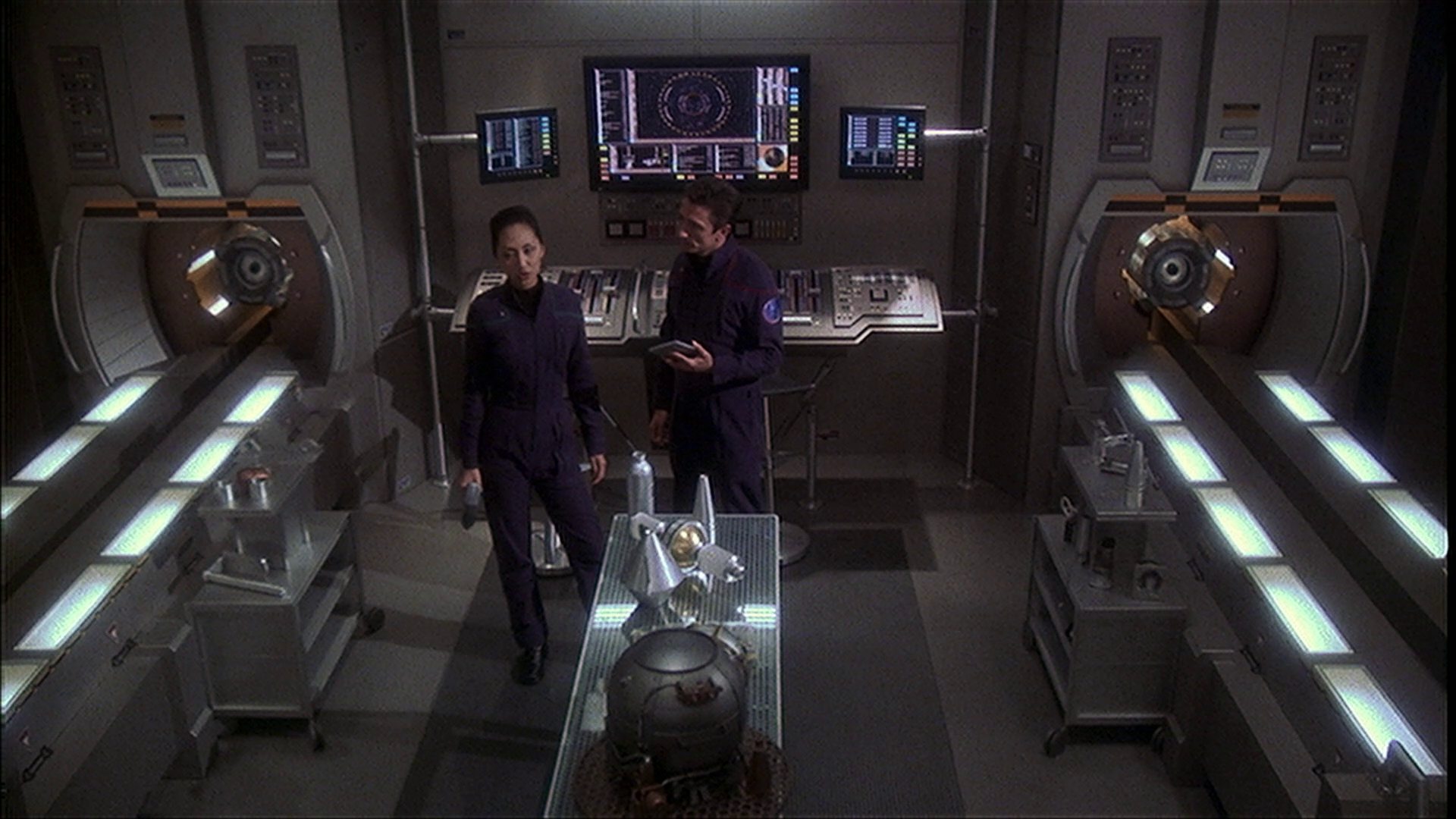 extant_StarTrek_ENT_1x14-SleepingDogs_0066.jpg