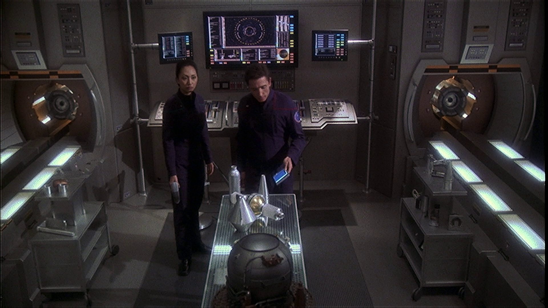 extant_StarTrek_ENT_1x14-SleepingDogs_0070.jpg