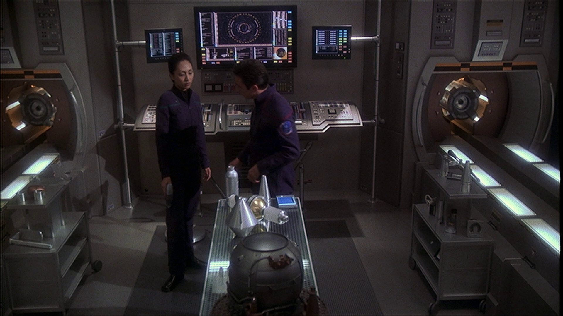 extant_StarTrek_ENT_1x14-SleepingDogs_0072.jpg