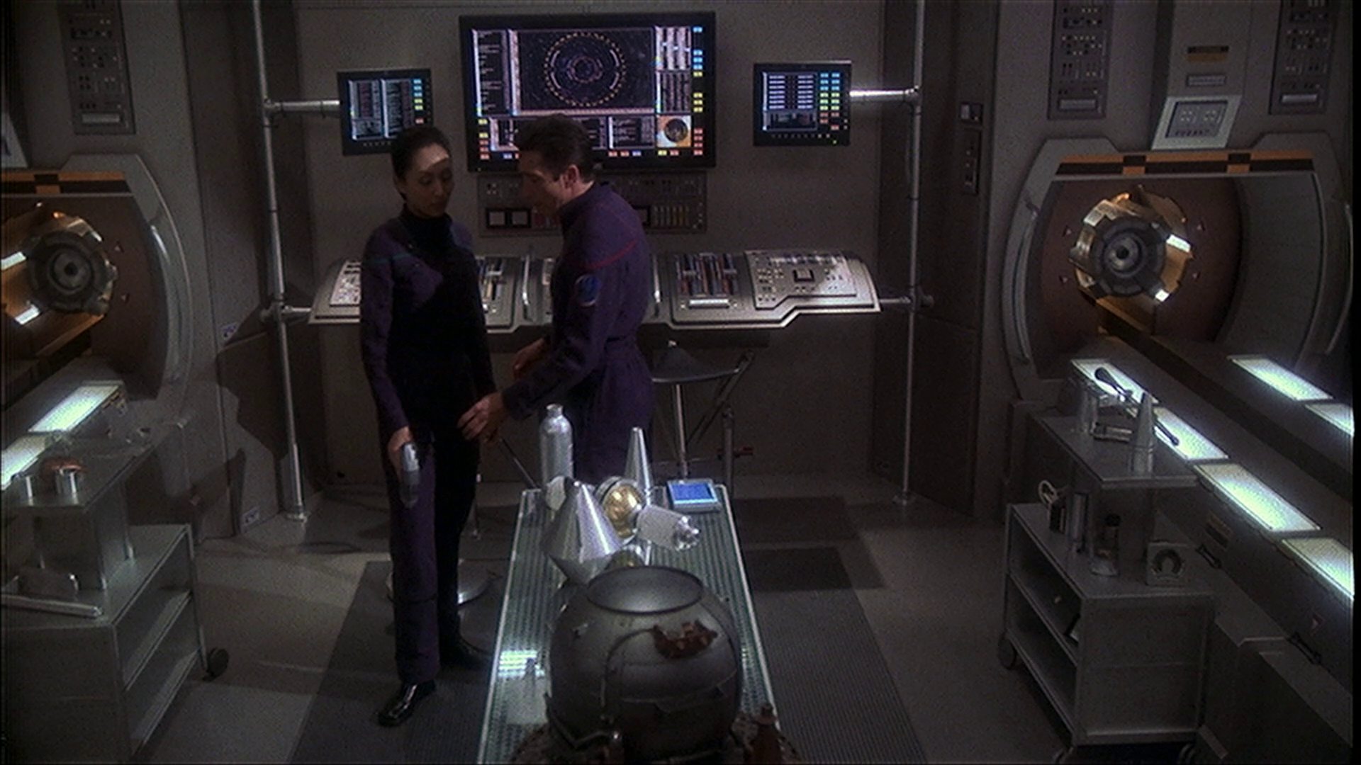 extant_StarTrek_ENT_1x14-SleepingDogs_0073.jpg
