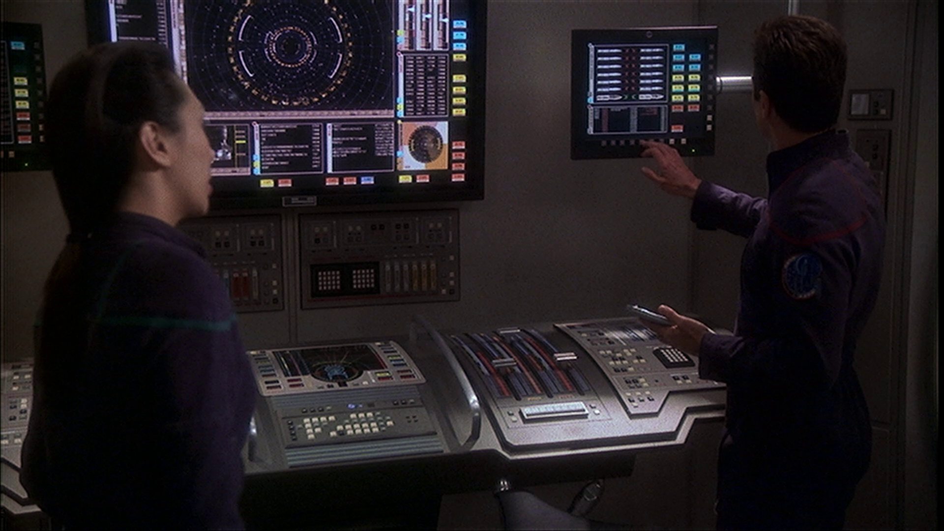 extant_StarTrek_ENT_1x14-SleepingDogs_0116.jpg