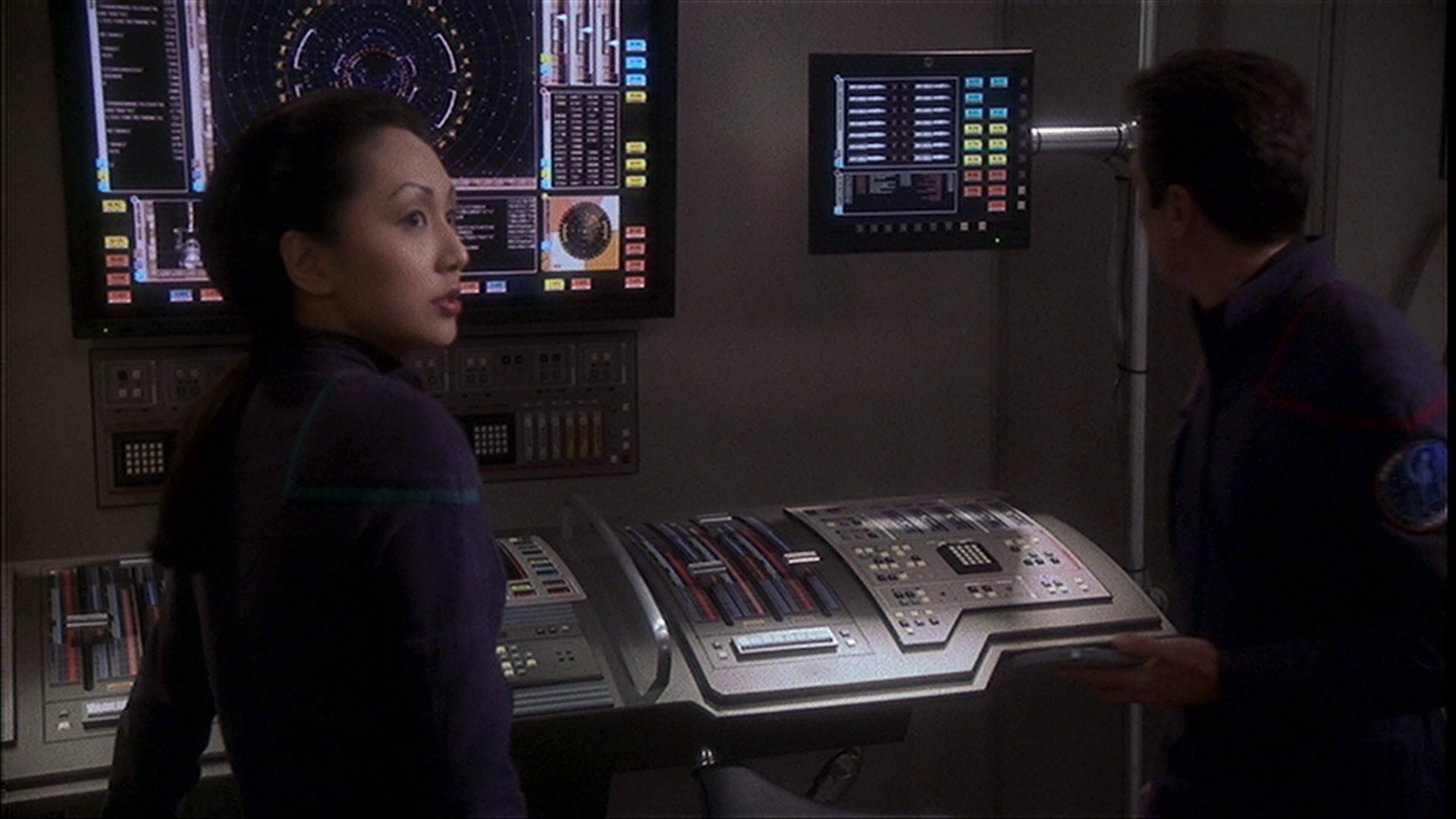 extant_StarTrek_ENT_1x14-SleepingDogs_0126.jpg
