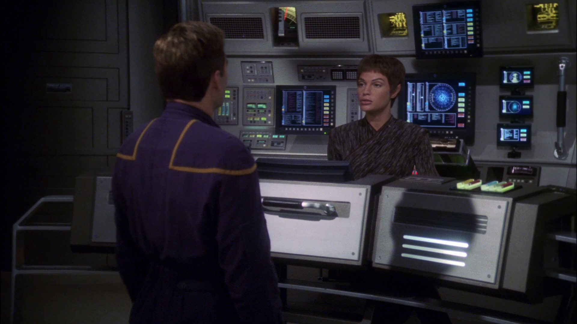 extant_StarTrek_ENT_1x14-SleepingDogs_0335.jpg