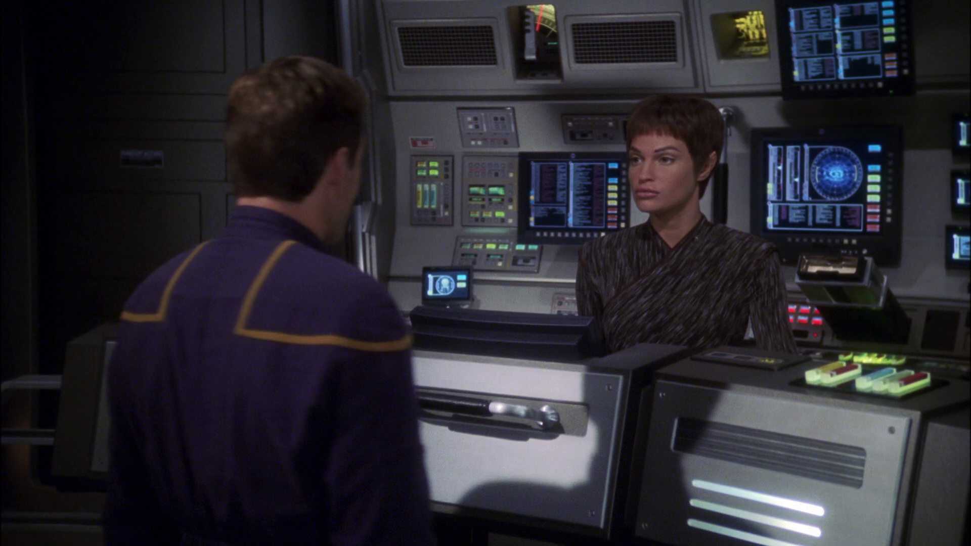 extant_StarTrek_ENT_1x14-SleepingDogs_0342.jpg