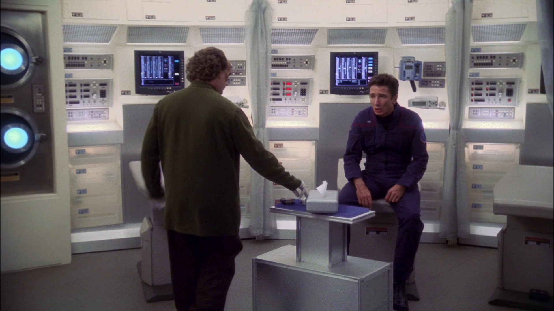 extant_StarTrek_ENT_1x14-SleepingDogs_0415.jpg