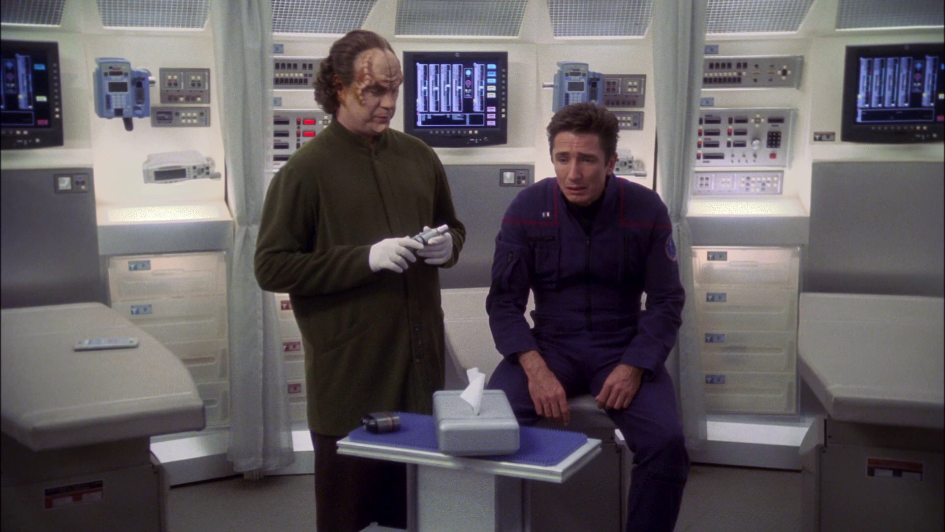 extant_StarTrek_ENT_1x14-SleepingDogs_0422.jpg