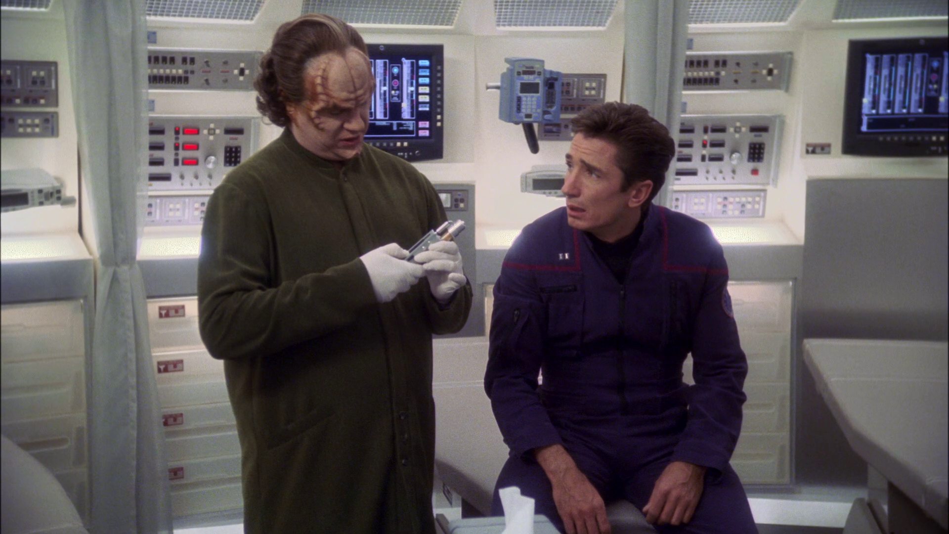 extant_StarTrek_ENT_1x14-SleepingDogs_0427.jpg
