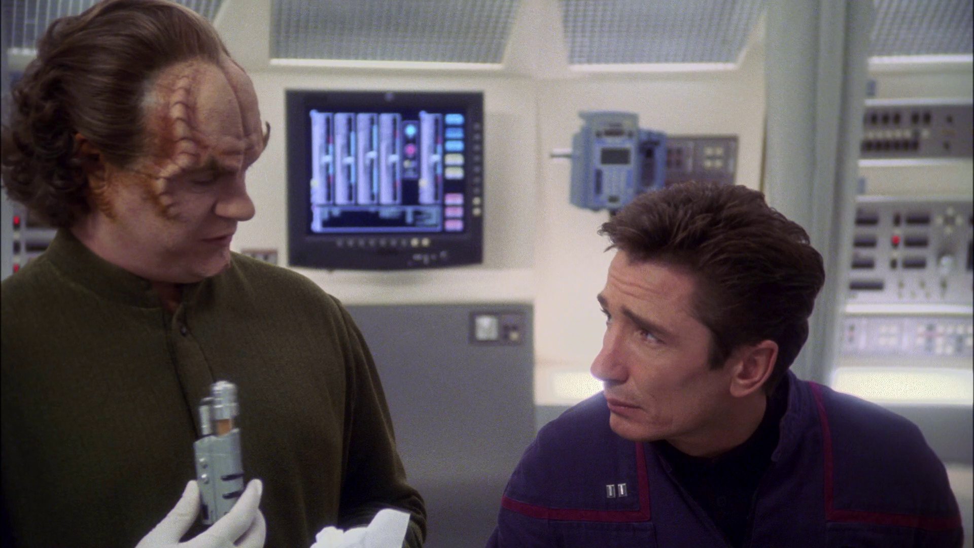 extant_StarTrek_ENT_1x14-SleepingDogs_0450.jpg