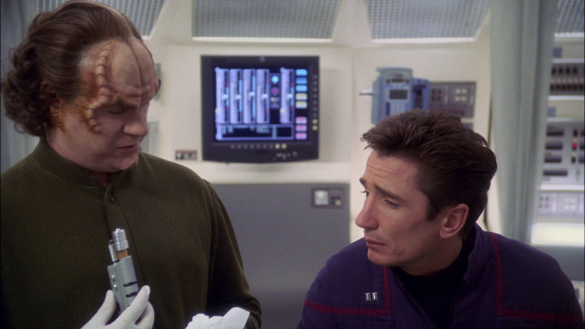 extant_StarTrek_ENT_1x14-SleepingDogs_0451.jpg